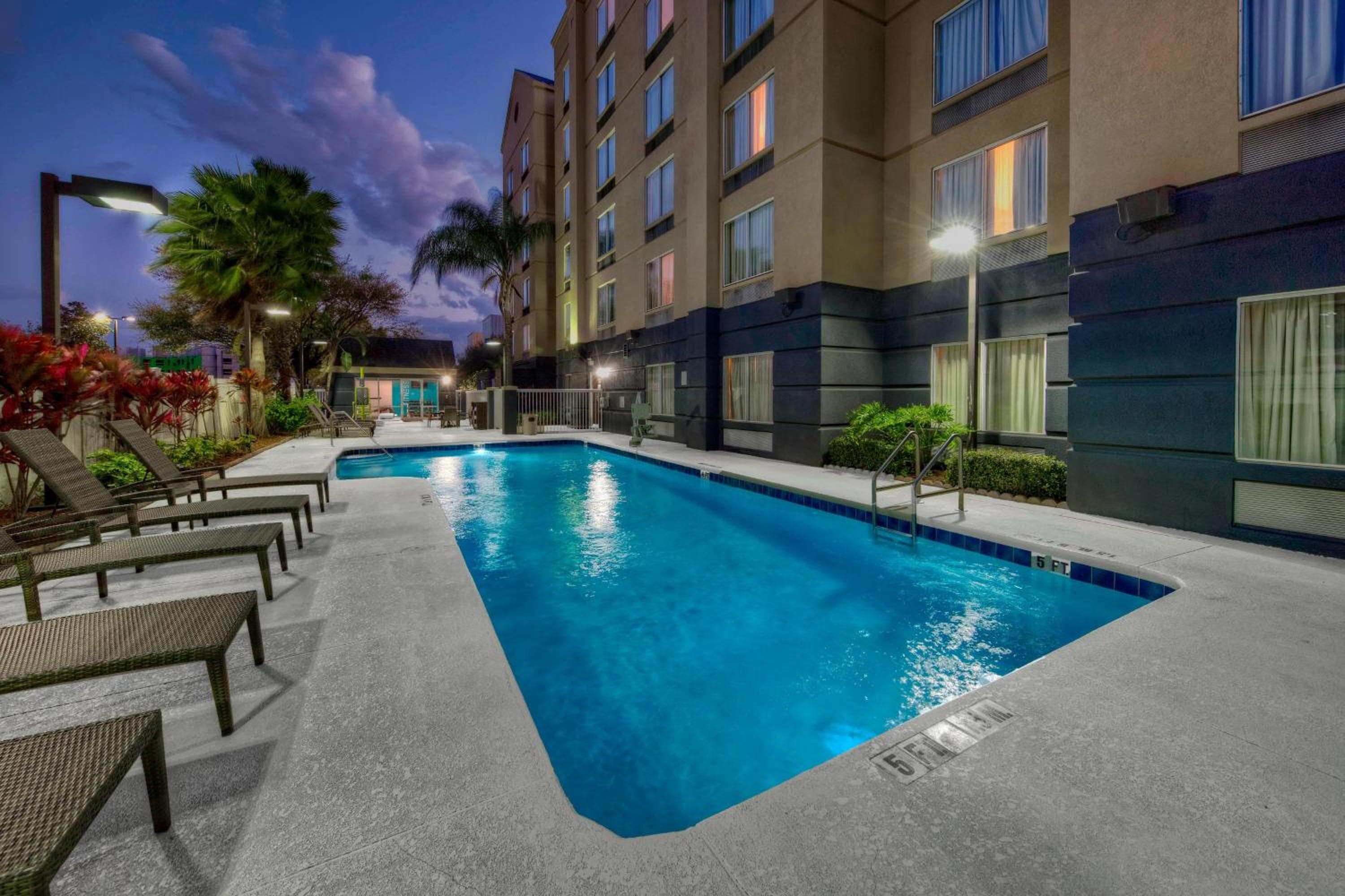 Fairfield Inn and Suites by Marriott Orlando Vicino alla Universal Orlando — 26