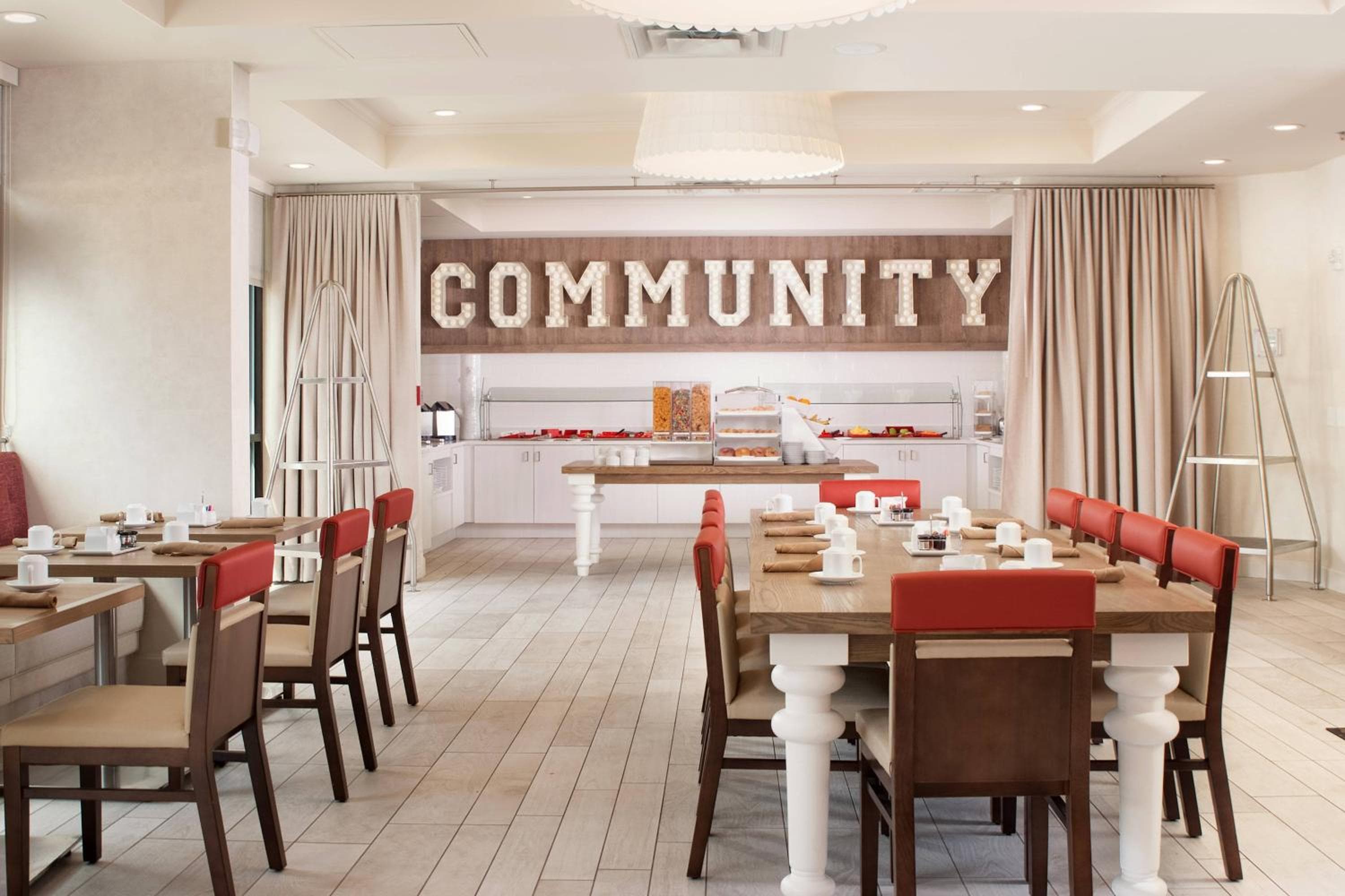 Delta Hotels by Marriott Orlando Lake Buena Vista — 7