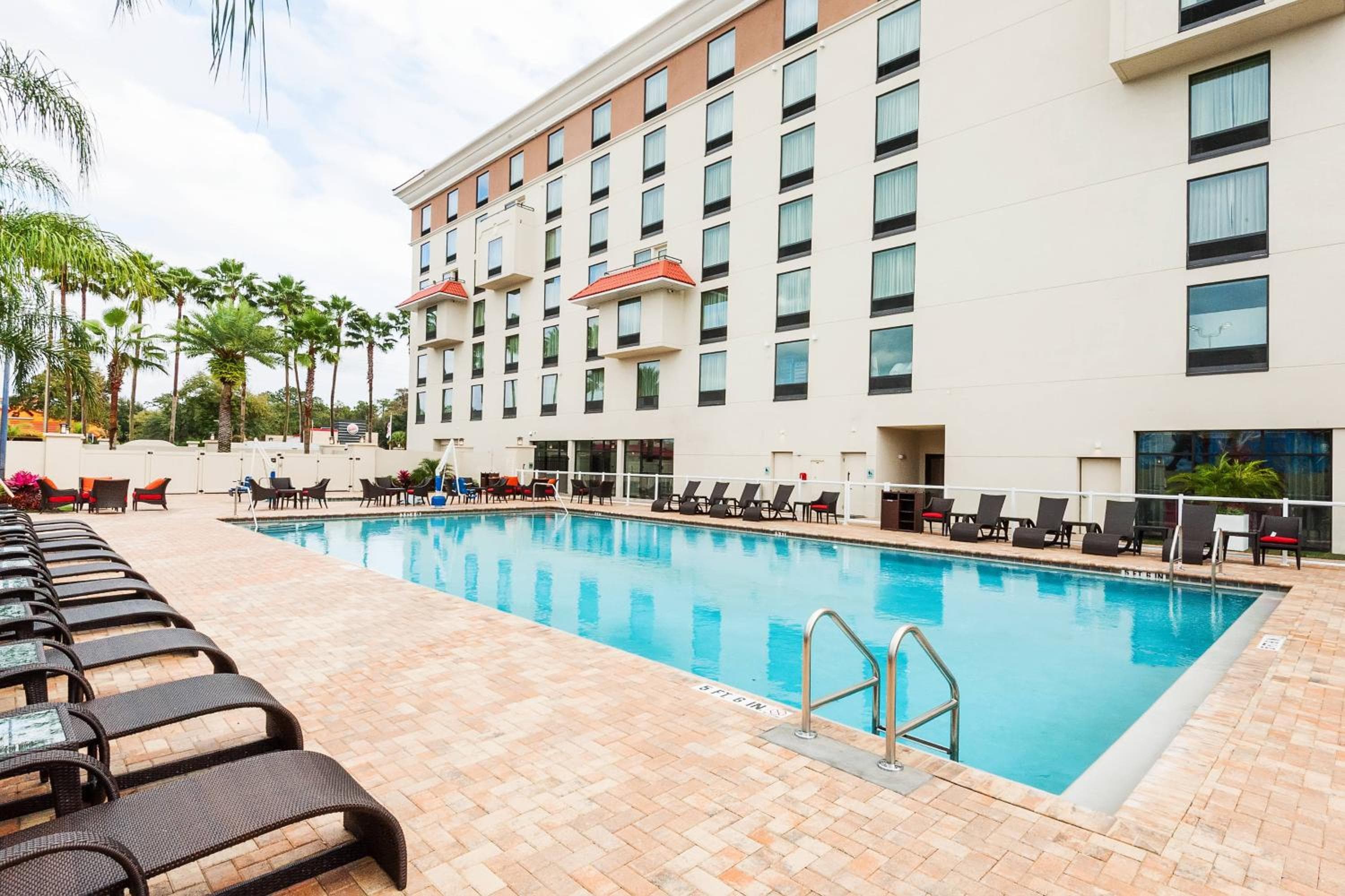 Delta Hotels by Marriott Orlando Lake Buena Vista — 18
