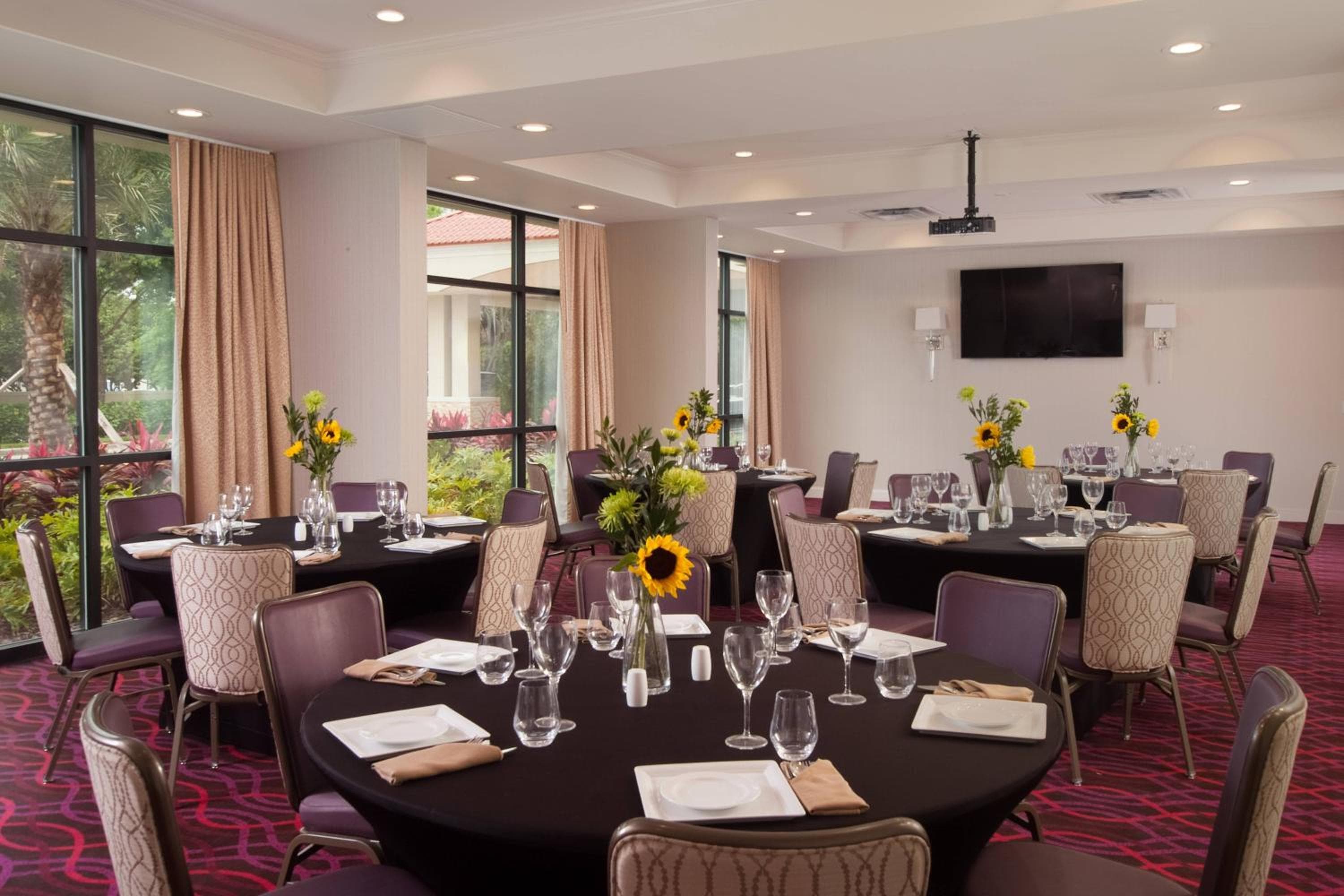 Delta Hotels by Marriott Orlando Lake Buena Vista — 12
