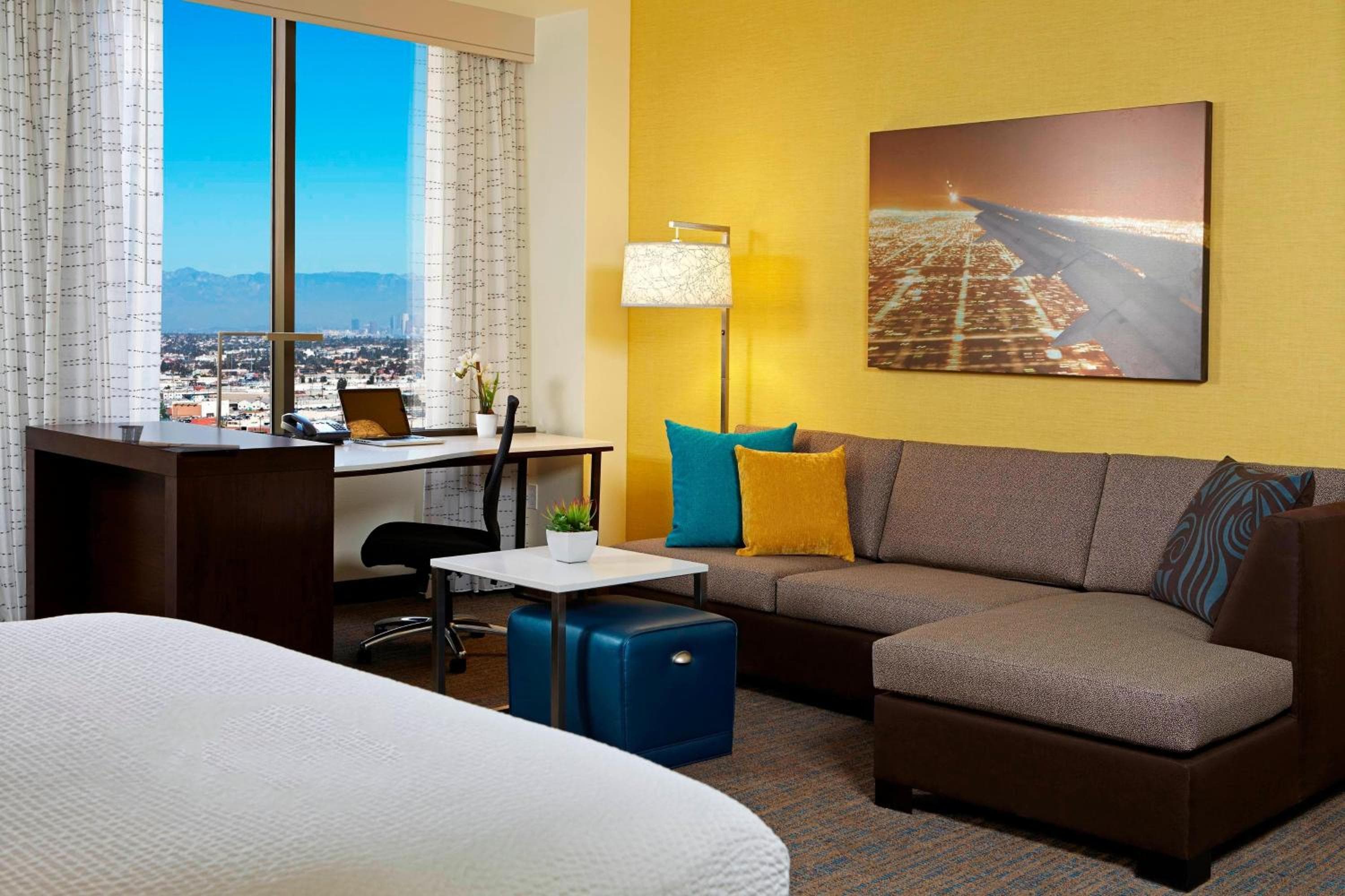 Residence Inn by Marriott Los Angeles LAX/Century Boulevard — 10