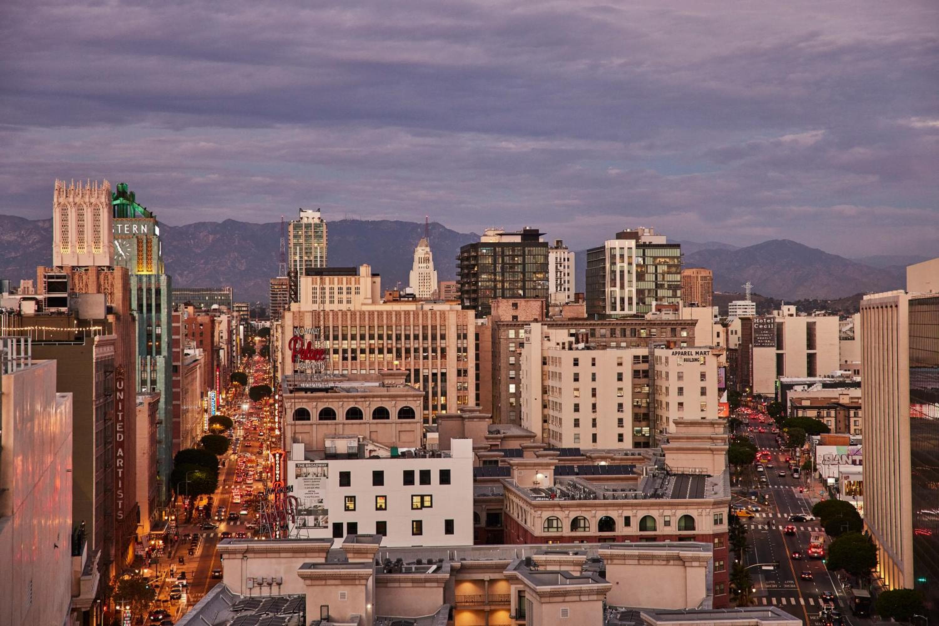 Downtown Los Angeles Proper Hotel, a Member of Design Hotels — 15