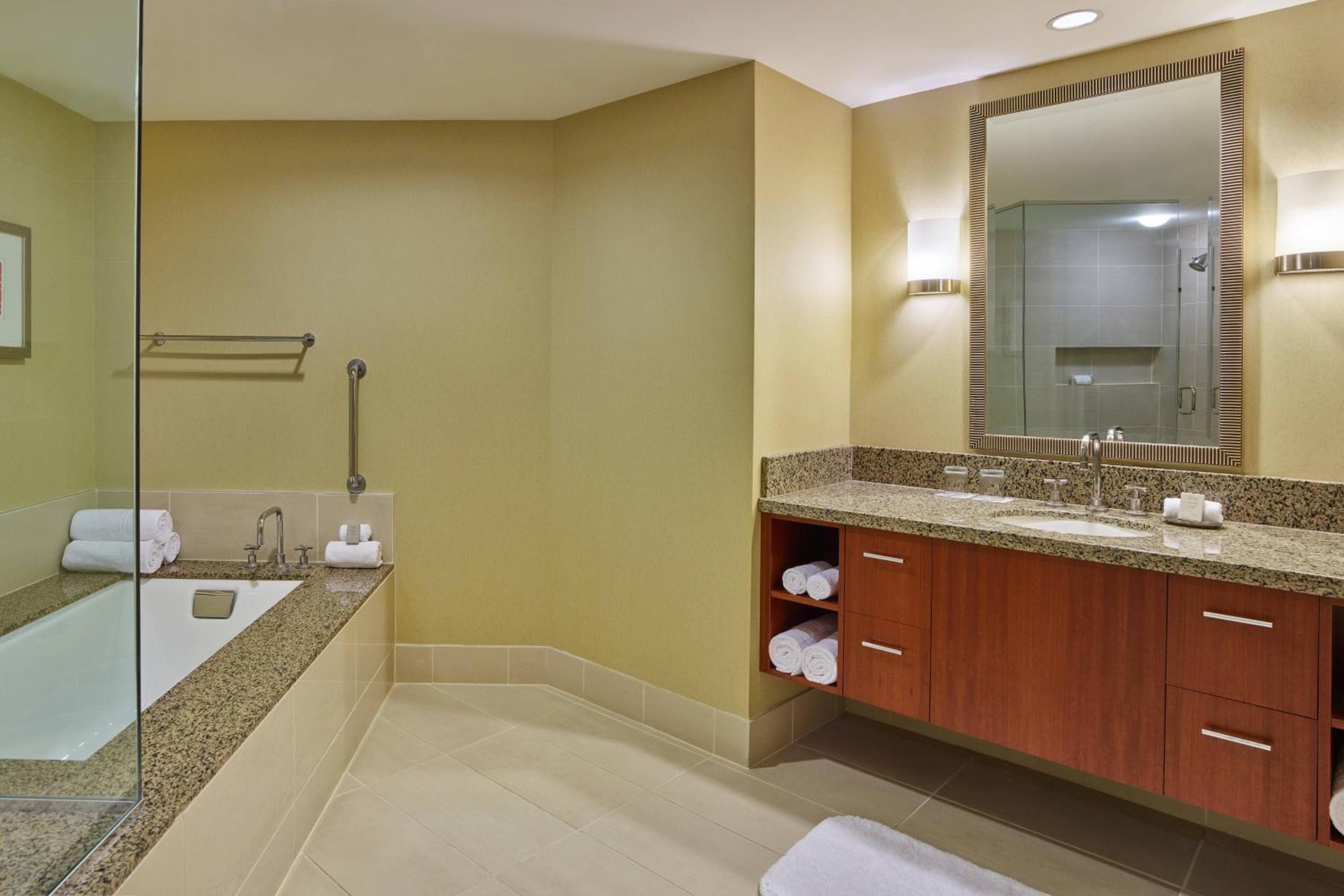 Renaissance Las Vegas Hotel — 29