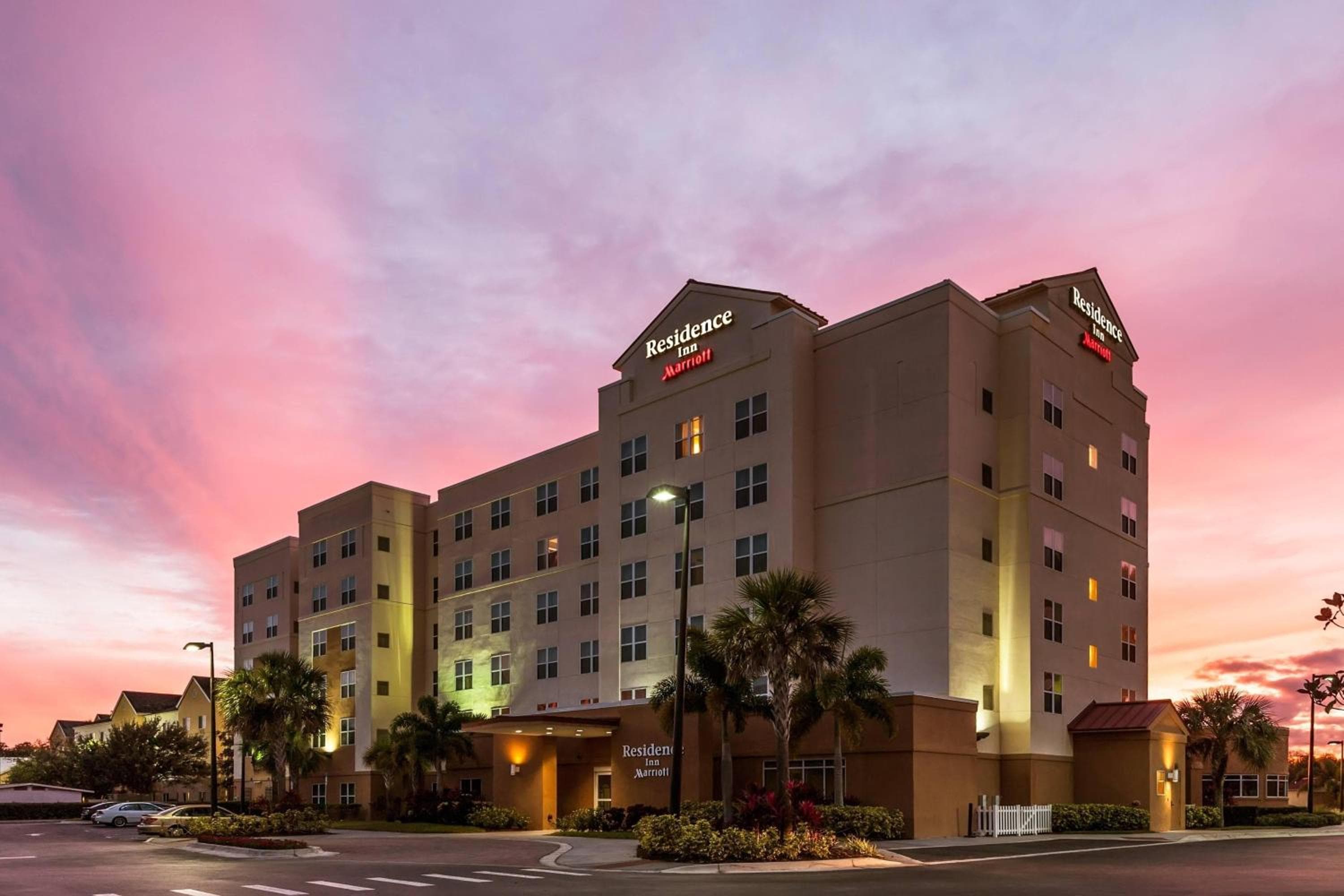 Residence Inn Orlando Aeroporto — 1