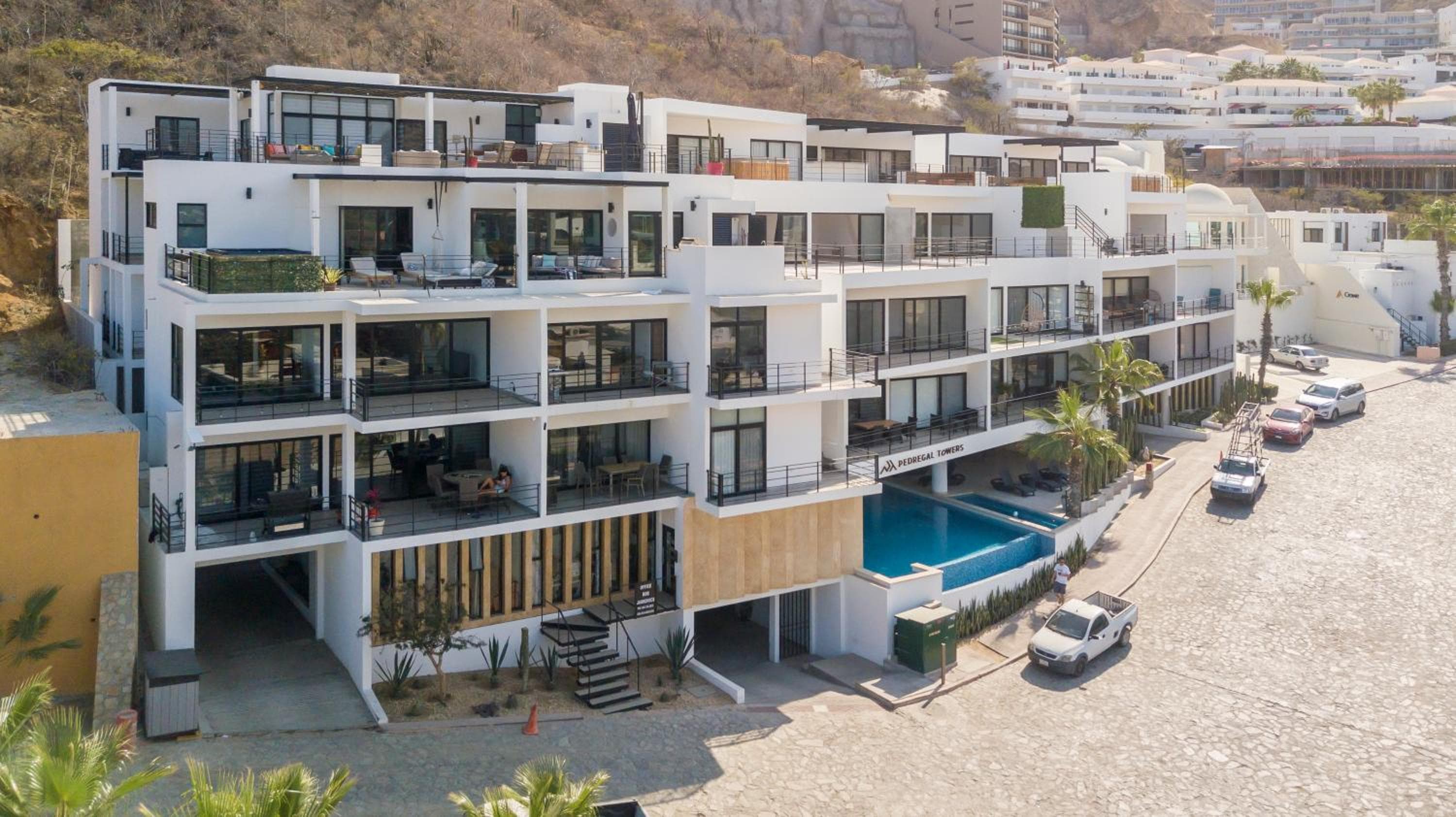 Pedregal Towers — 1