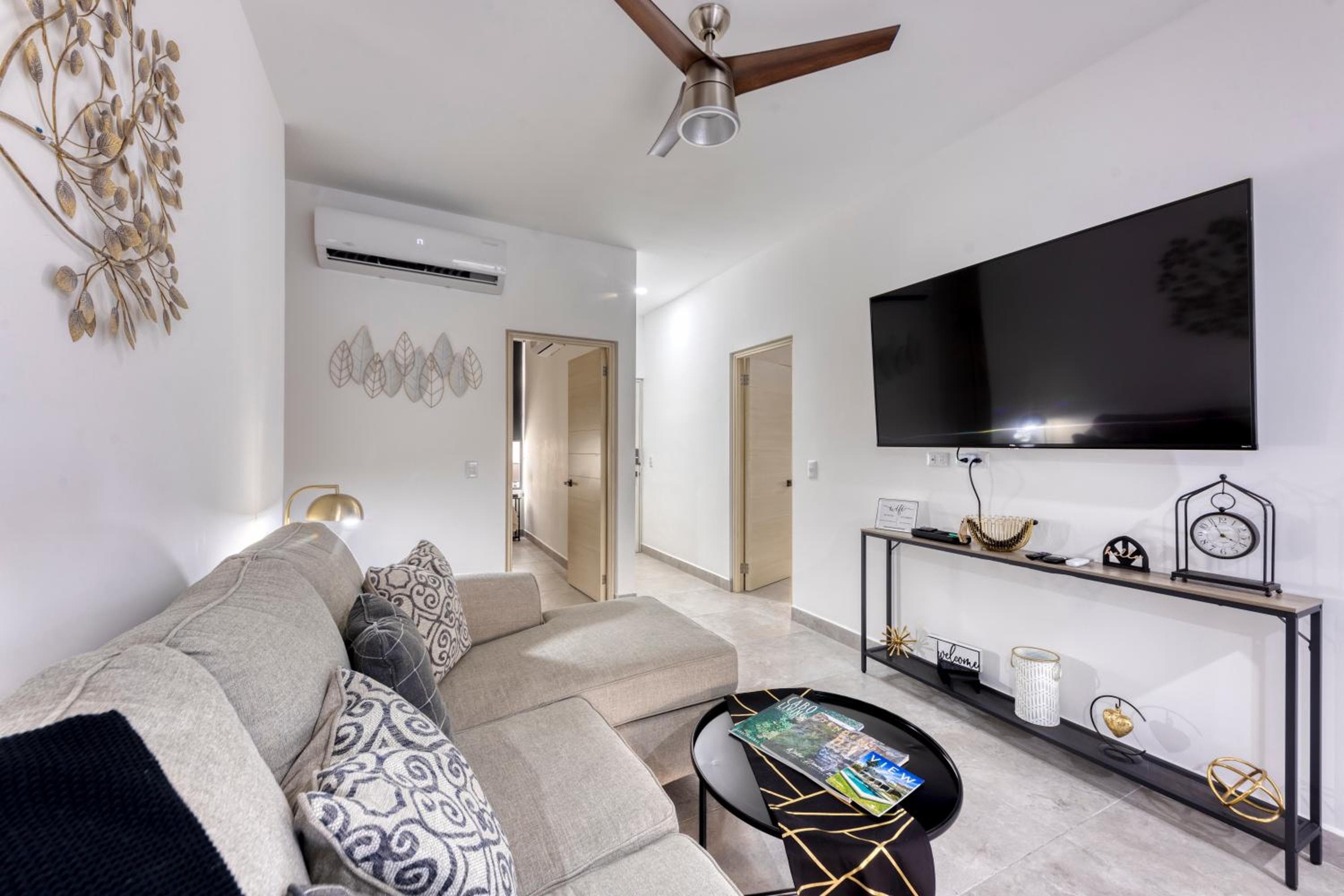 Pedregal Towers — 21
