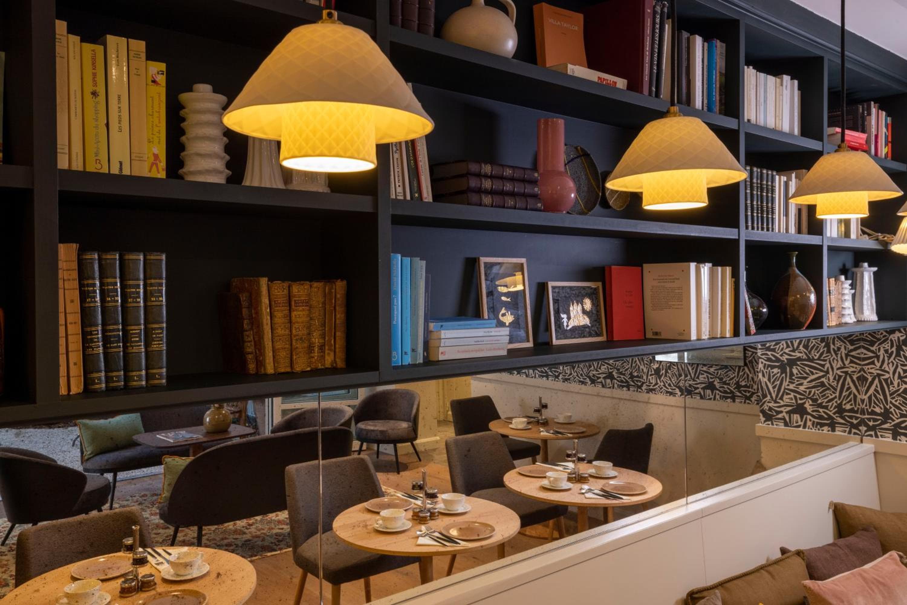 Le Petit Oberkampf Hotel & Spa — 6