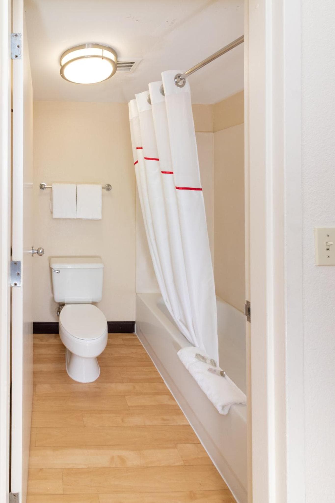 Red Roof Inn PLUS Miami Airport — 15