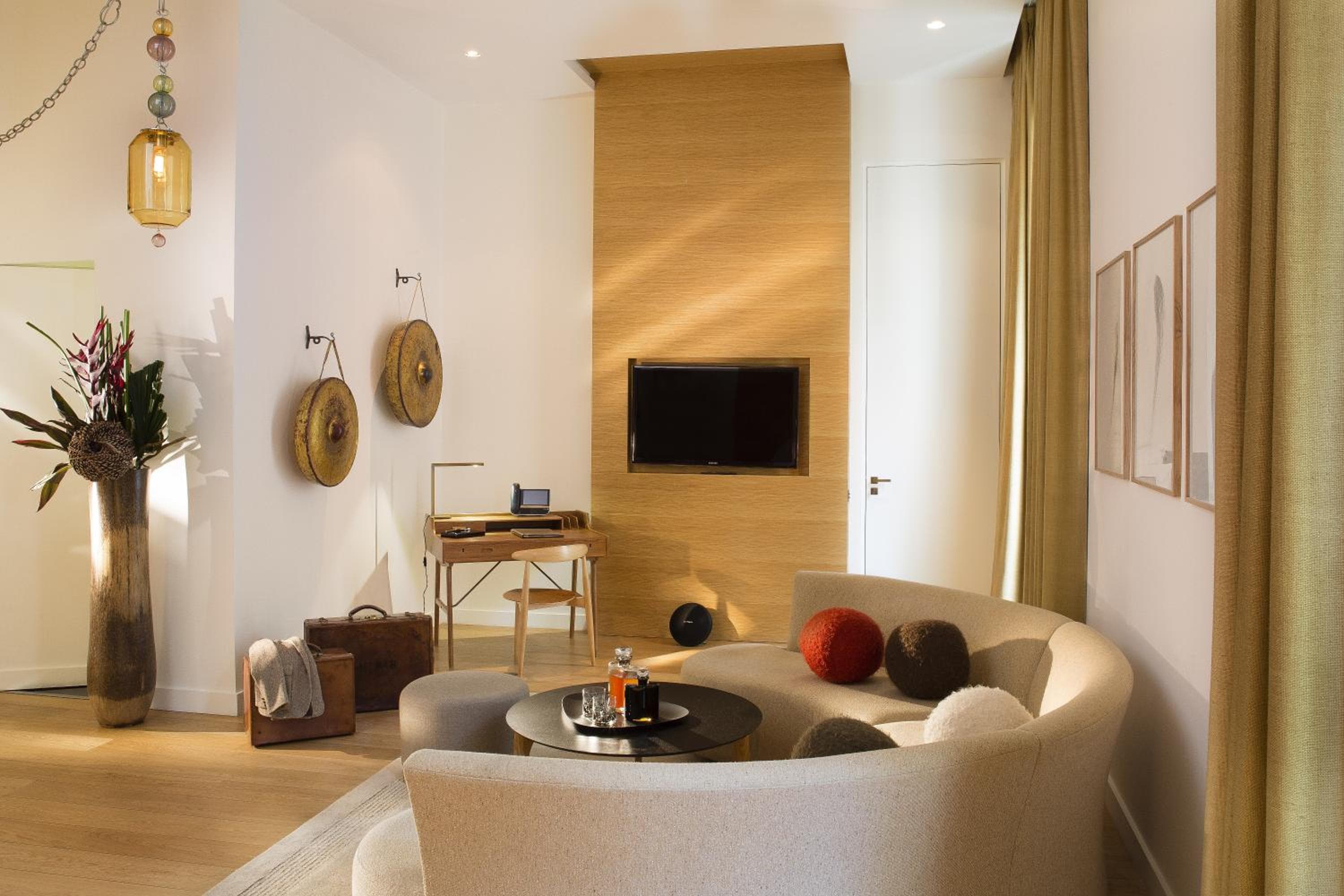 Hotel Marignan Campos Elíseos — 23
