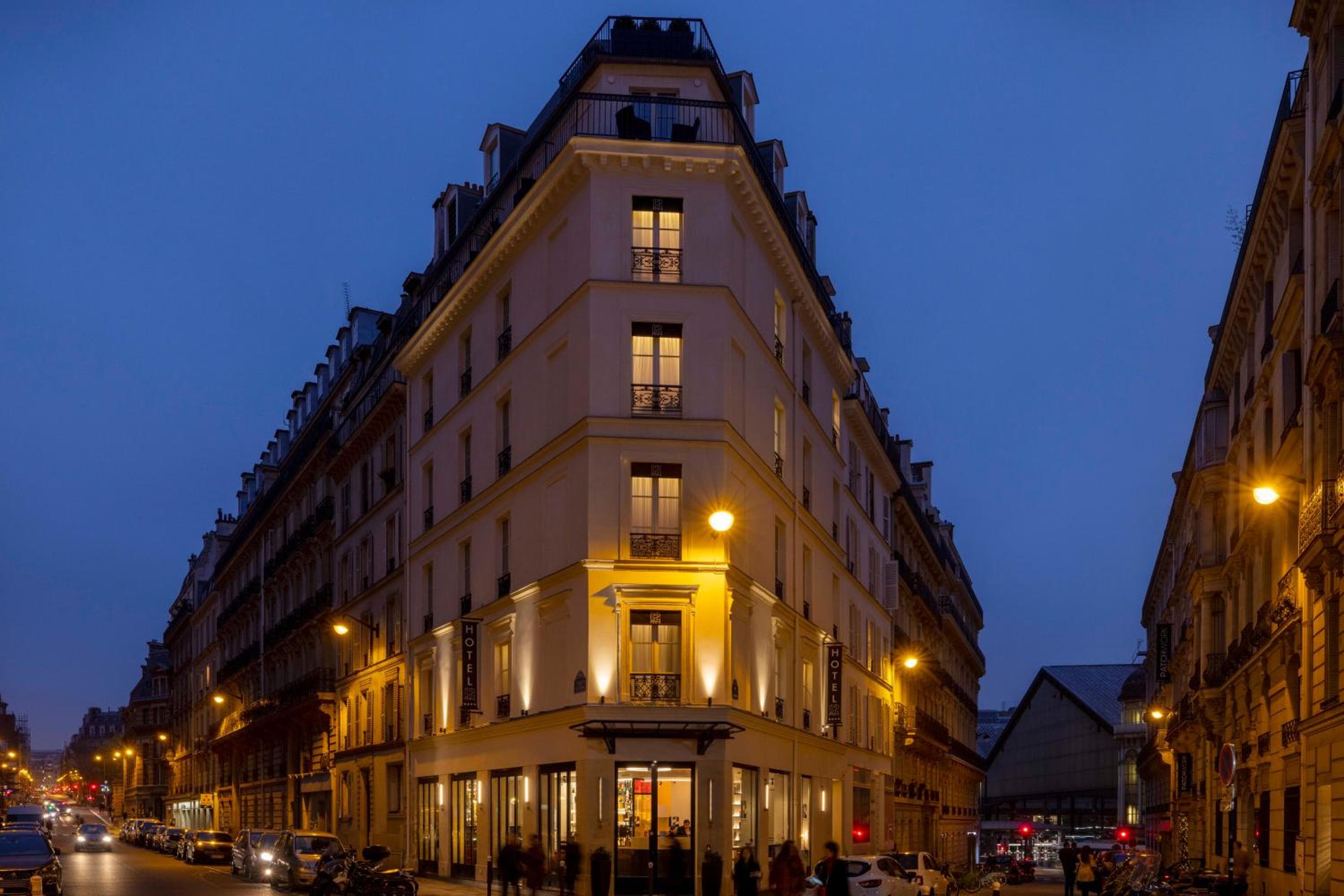 Le 12 Hôtel — 25