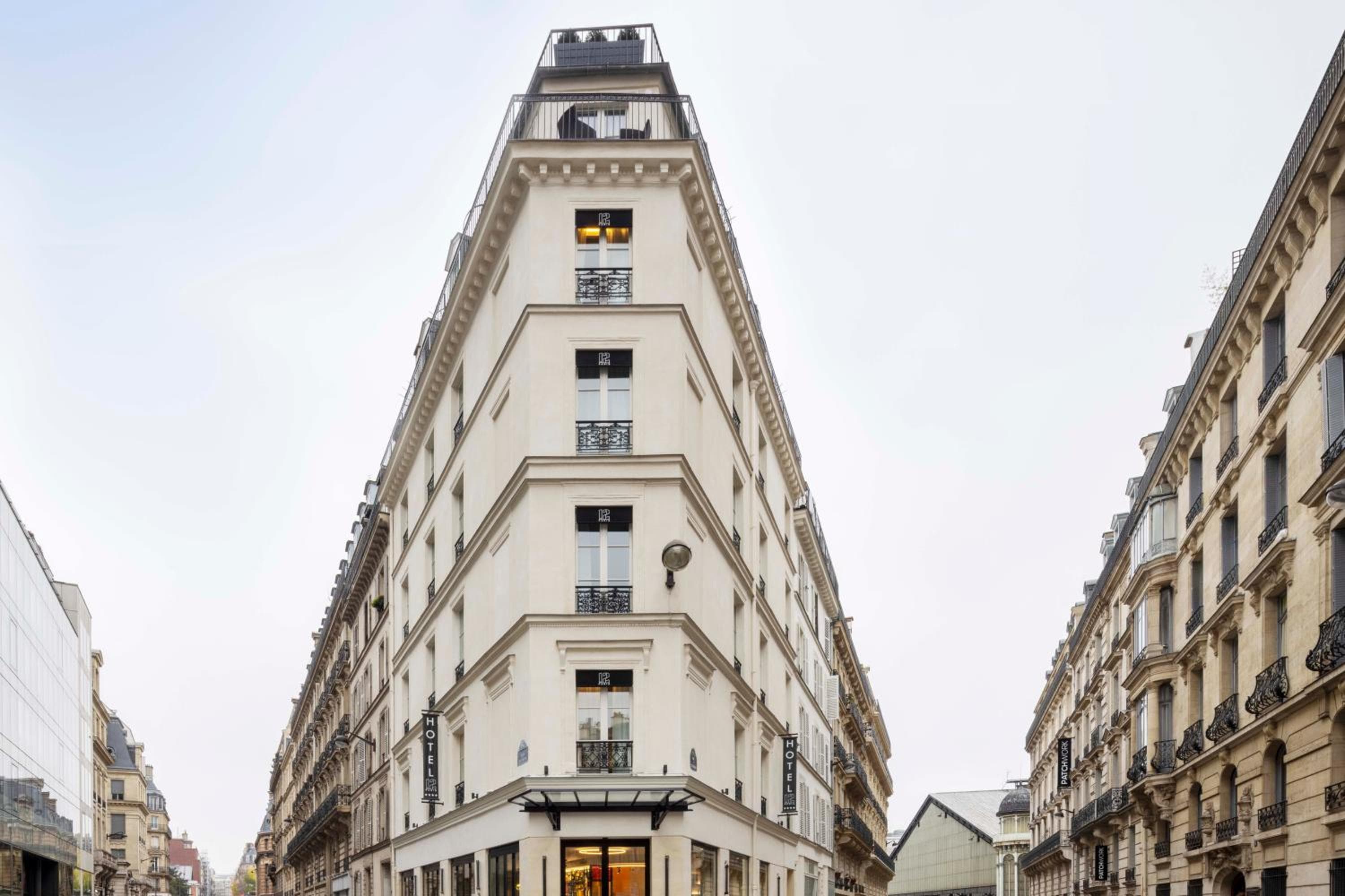 Le 12 Hôtel — 27