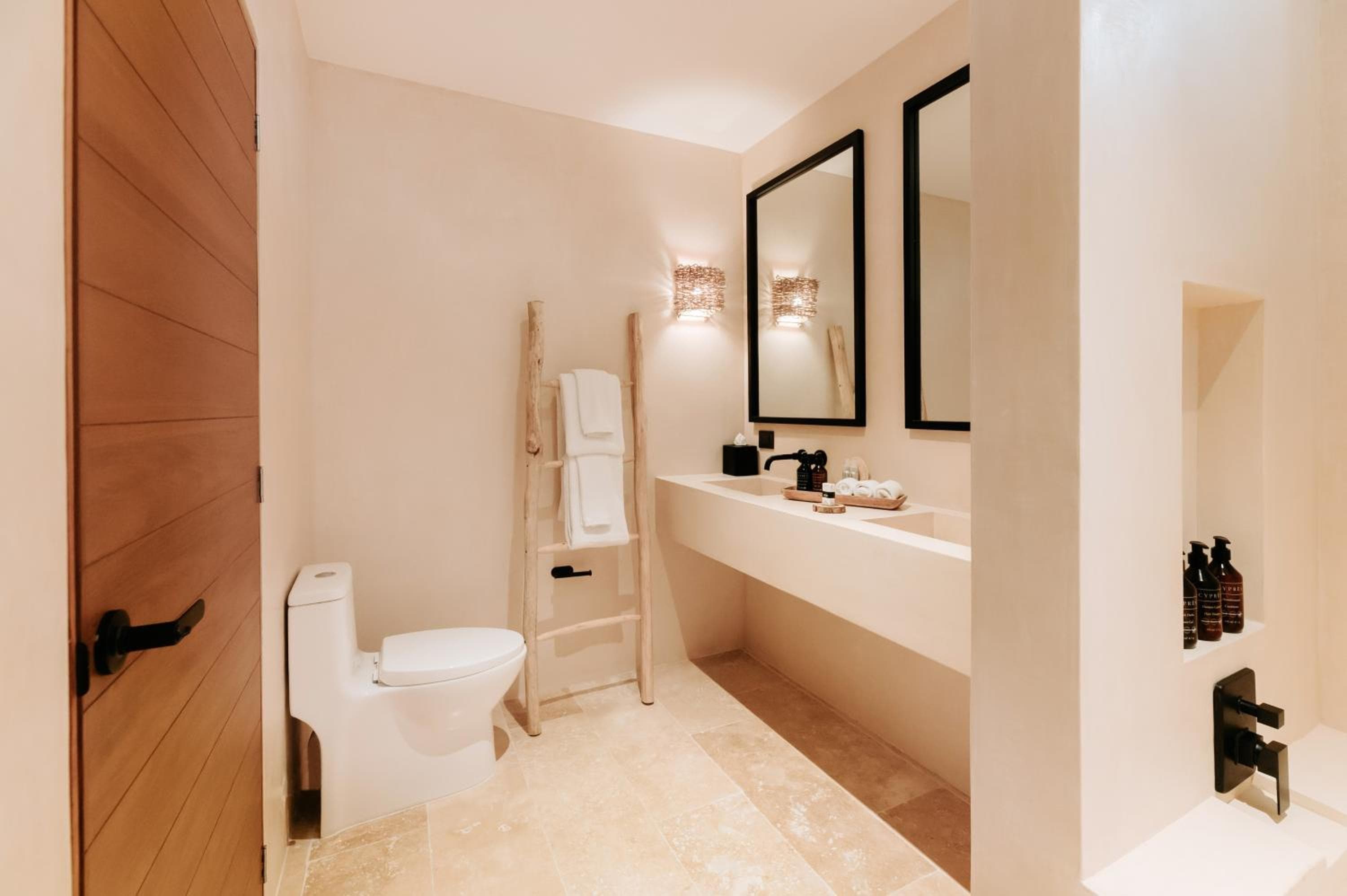 Majaro Villa — 15