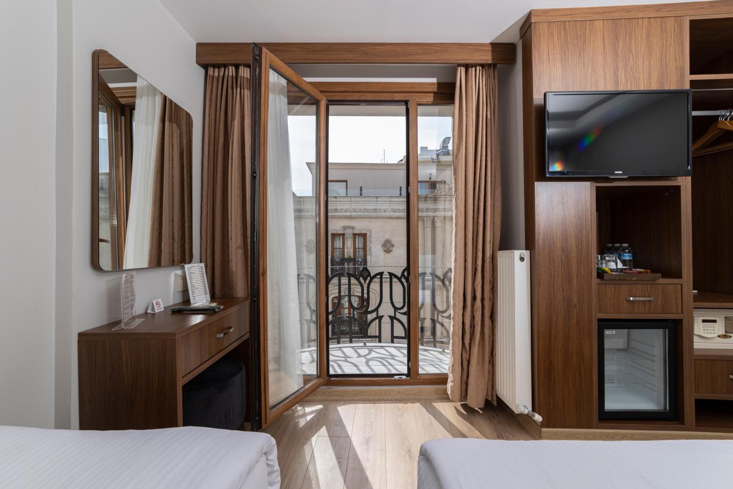 Hotel Tulipán Negro — 7