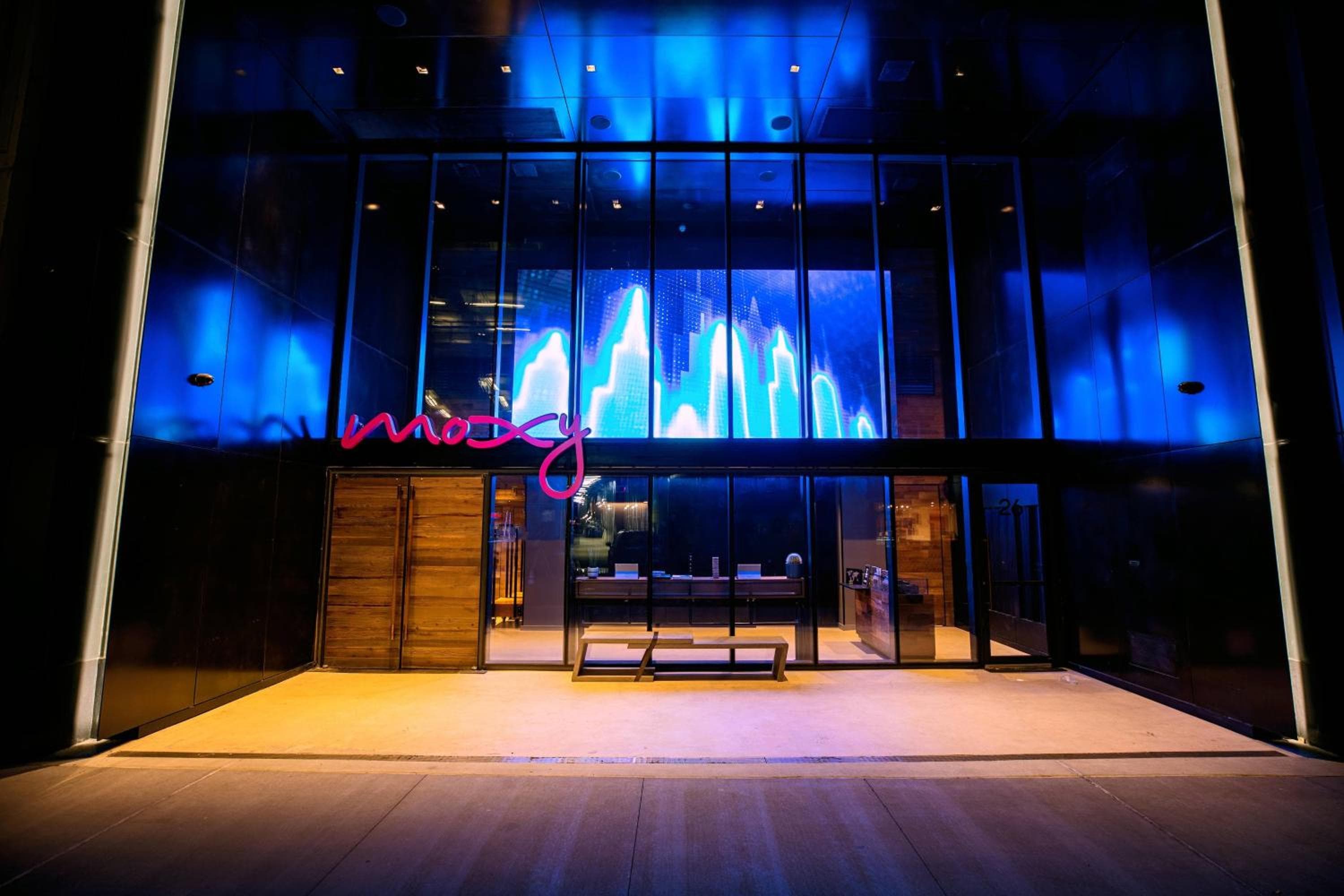 Moxy Nueva York Centro — 1