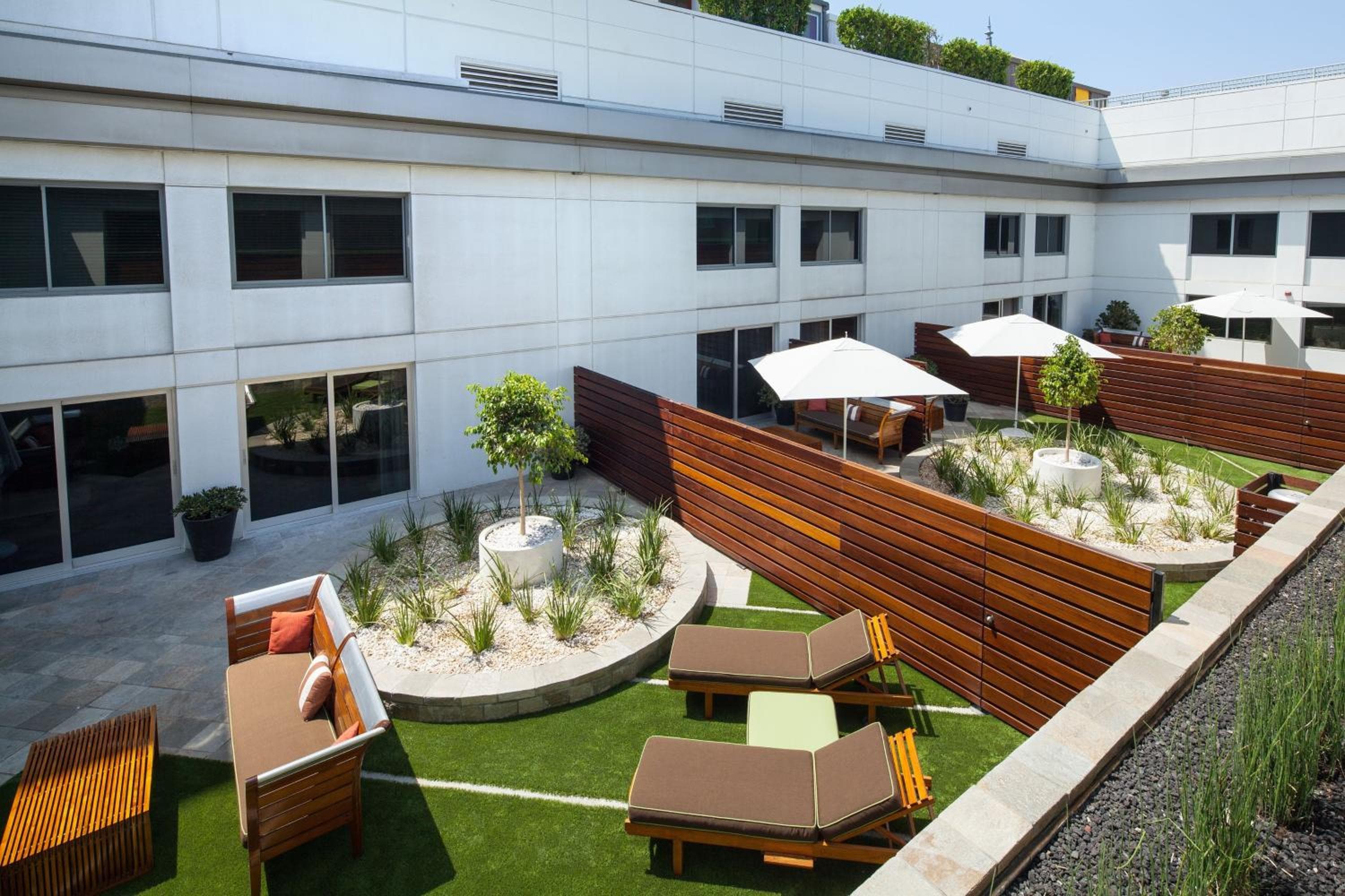 SLS Hotel, a Luxury Collection Hotel, Beverly Hills — 30