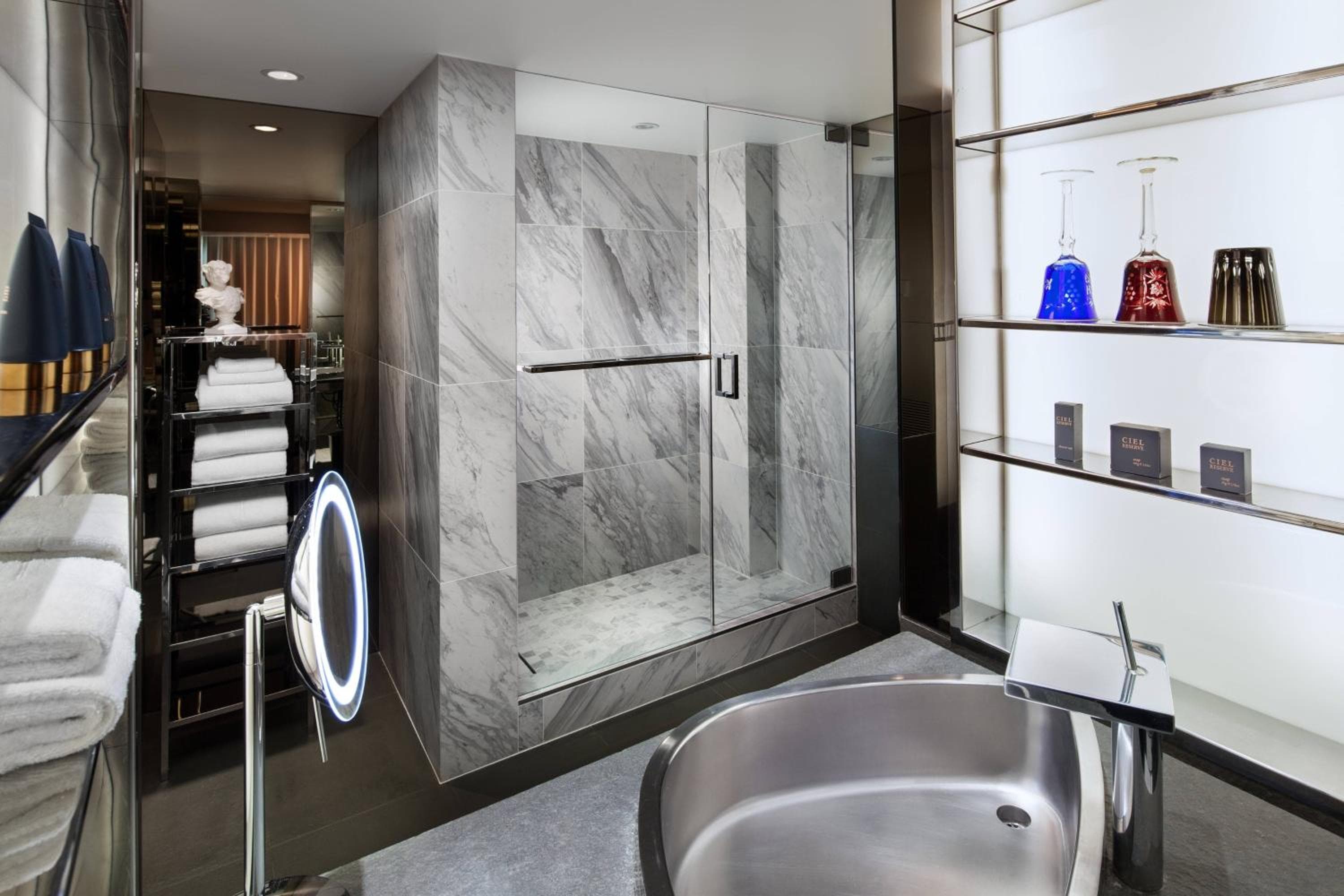 SLS Hotel, a Luxury Collection Hotel, Beverly Hills — 7