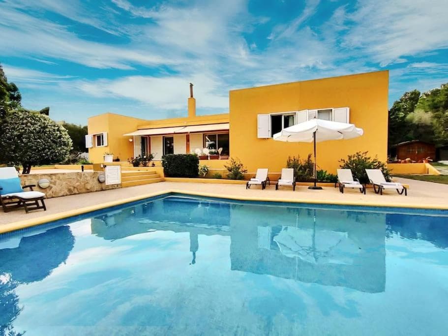Can Roig - Bonita Casa con piscina privada y jardin — 1