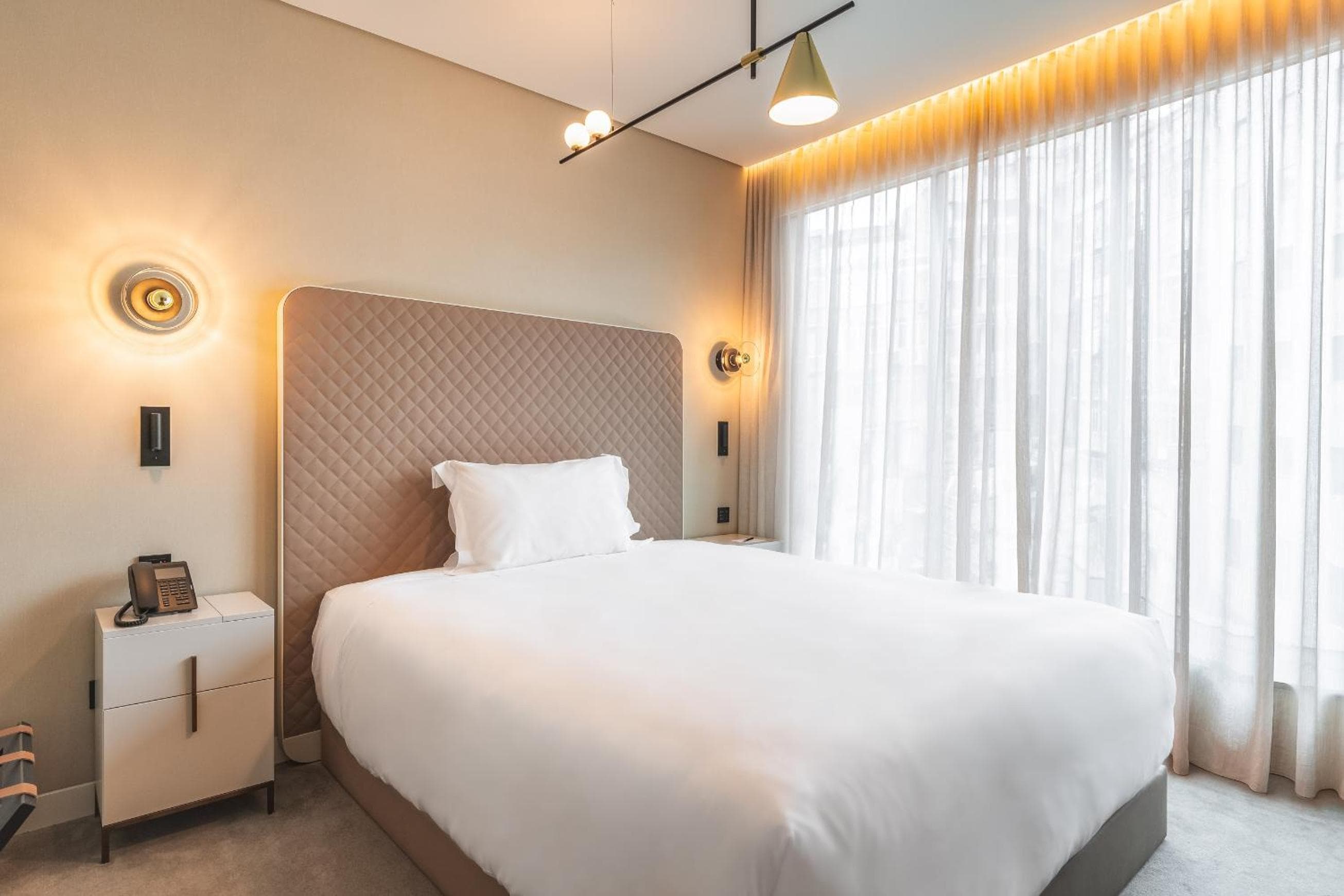 LUSTER Hotel — 10