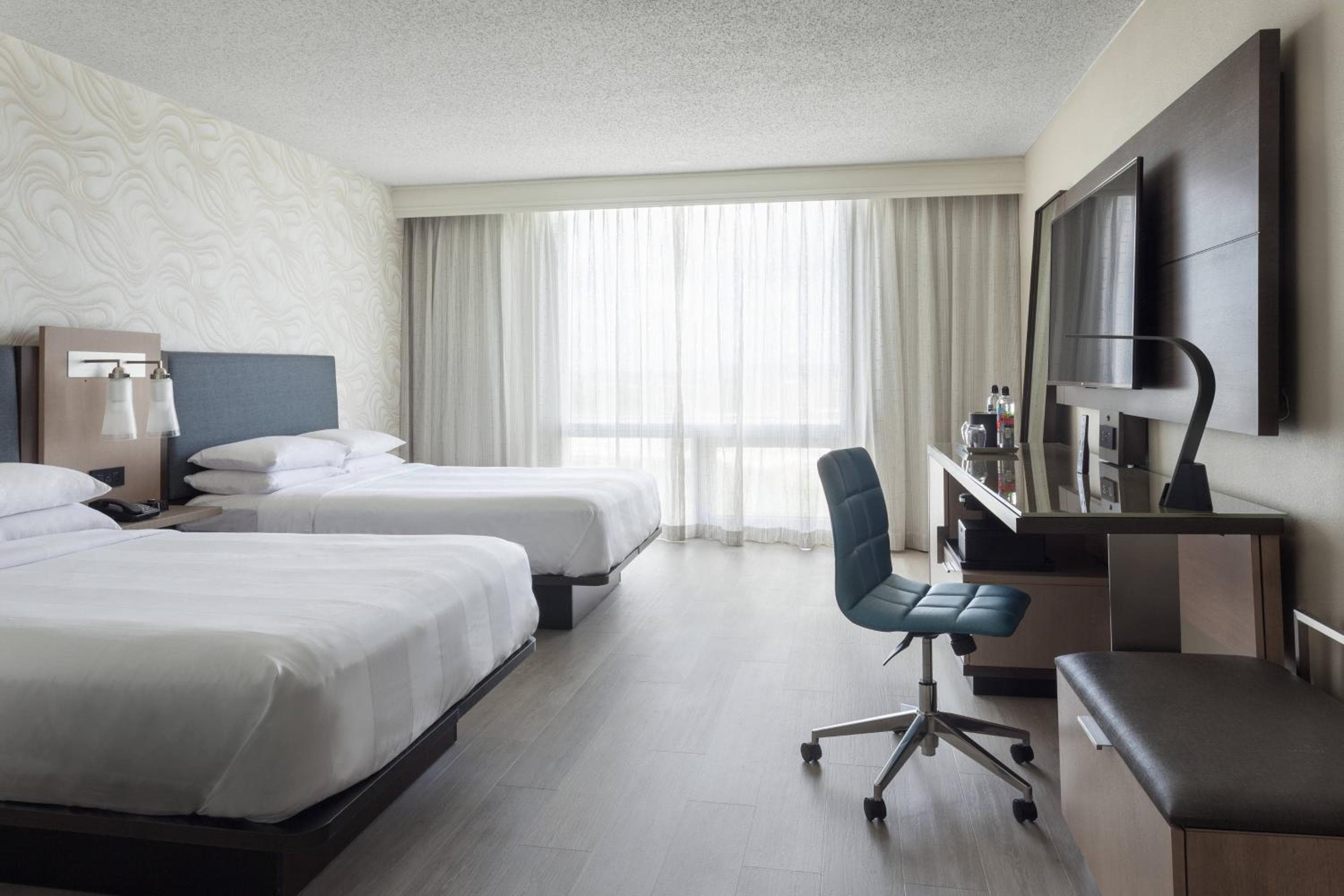 Miami Airport Marriott — 18