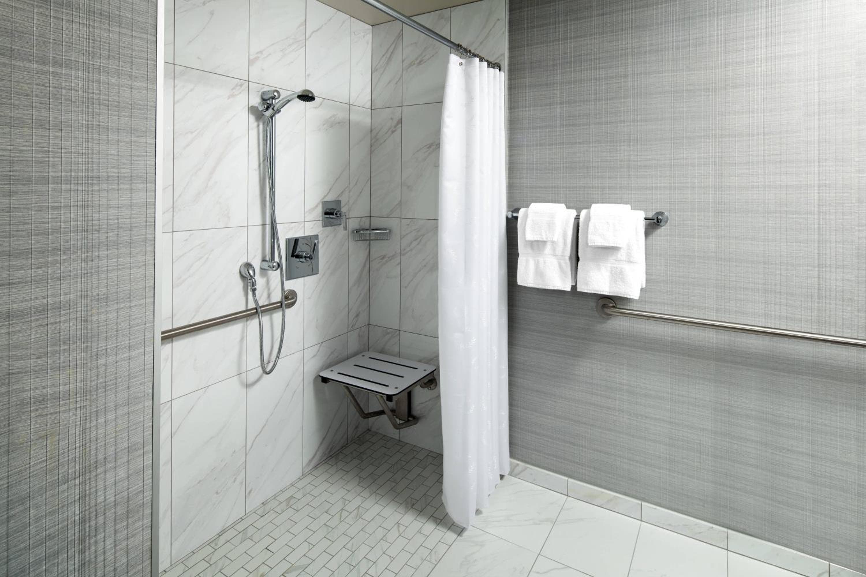 Sheraton Grand Los Angeles — 24