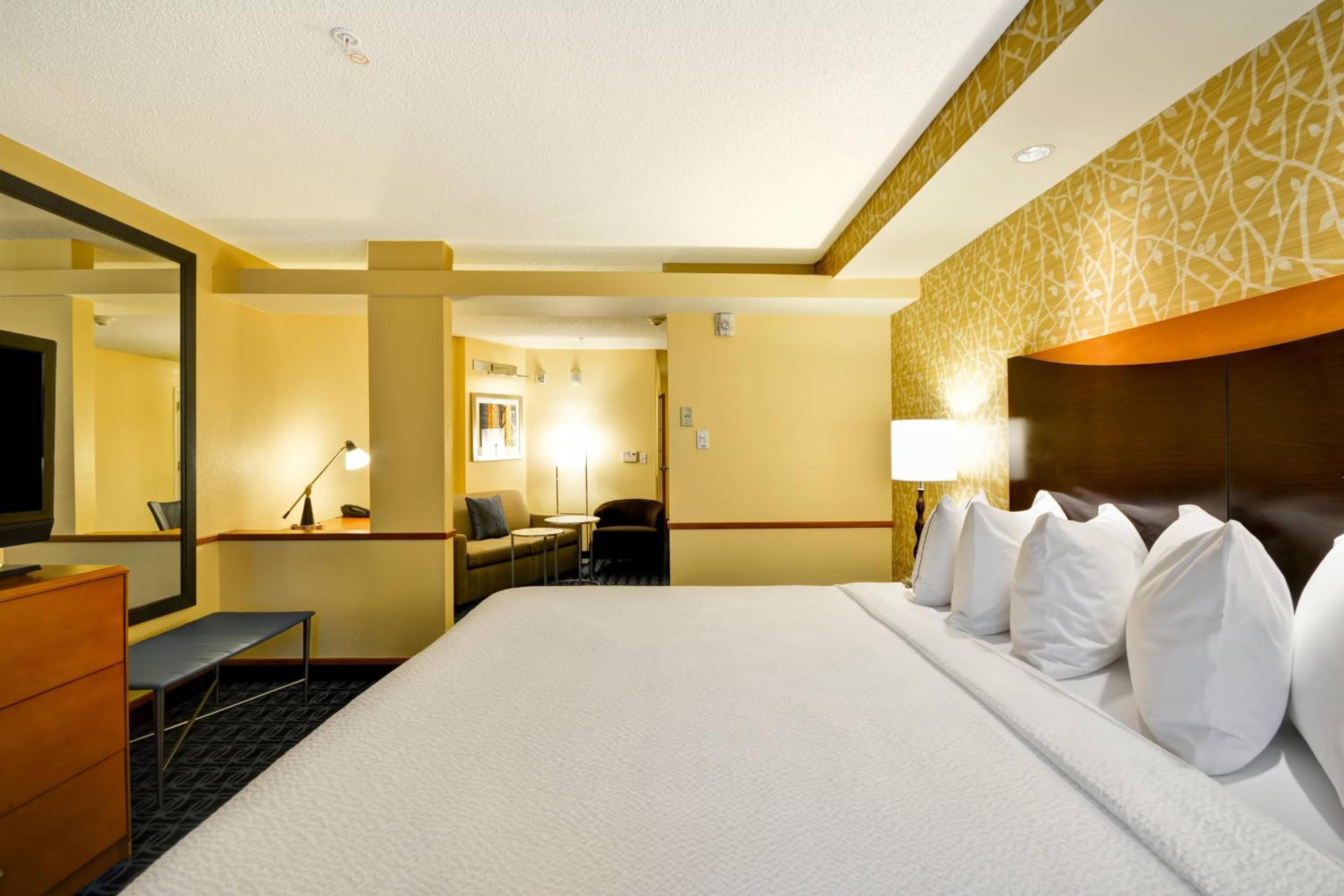 Fairfield Inn & Suites Tampa Fiera/Casinò — 16