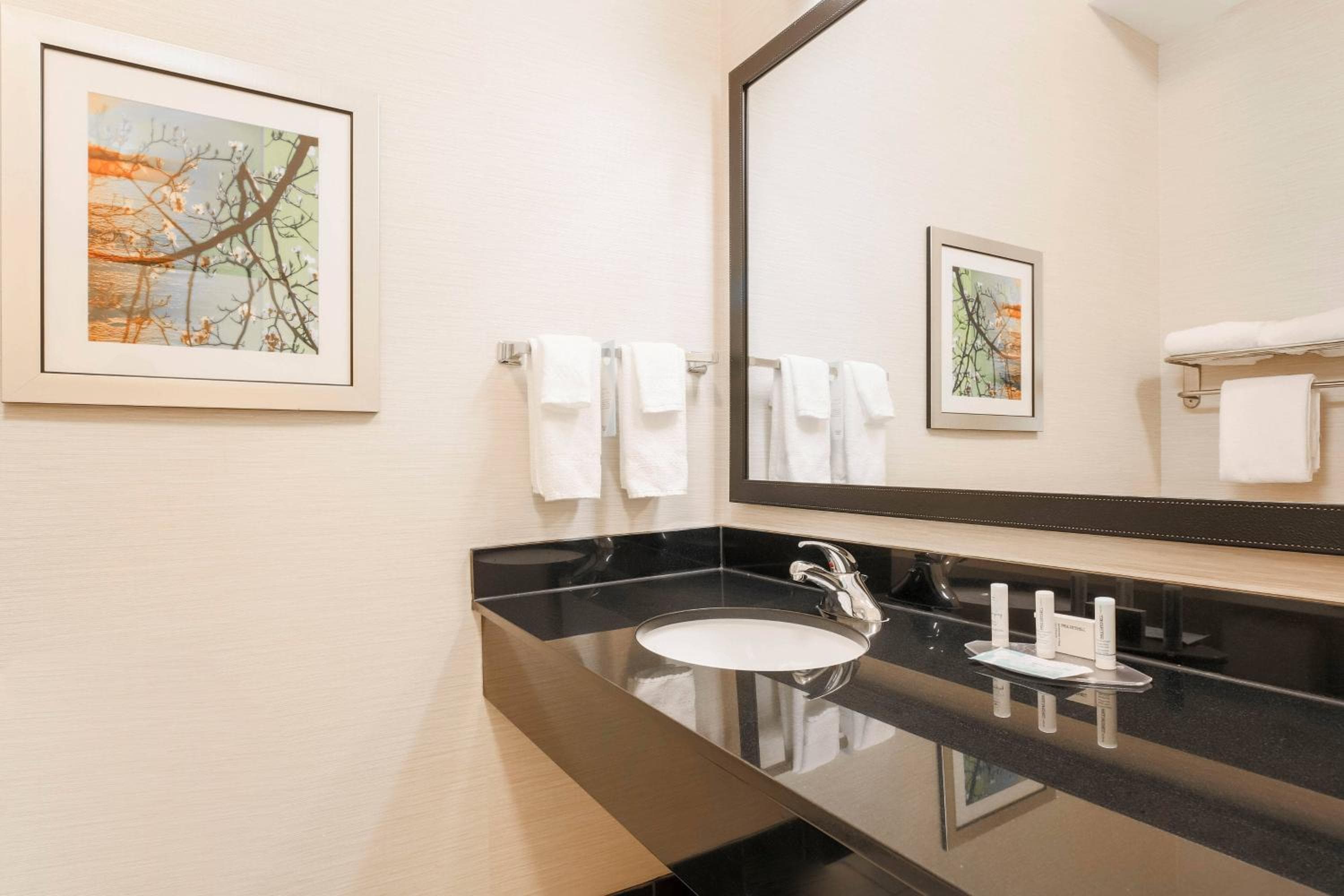Fairfield Inn & Suites Tampa Fiera/Casinò — 14