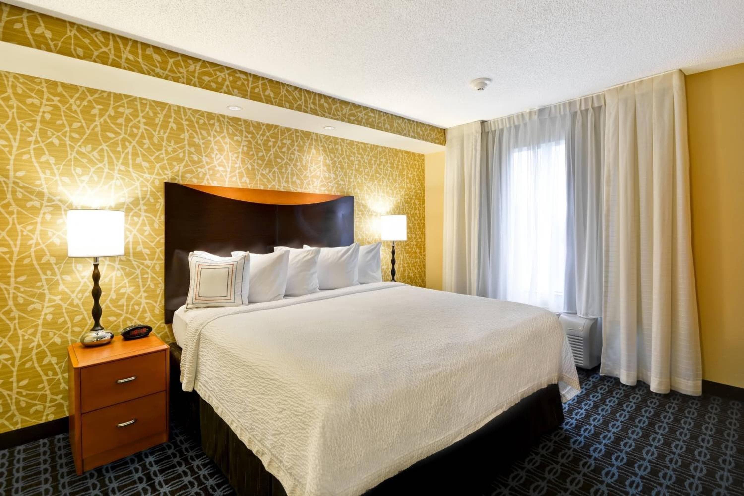 Fairfield Inn & Suites Tampa Fiera/Casinò — 10