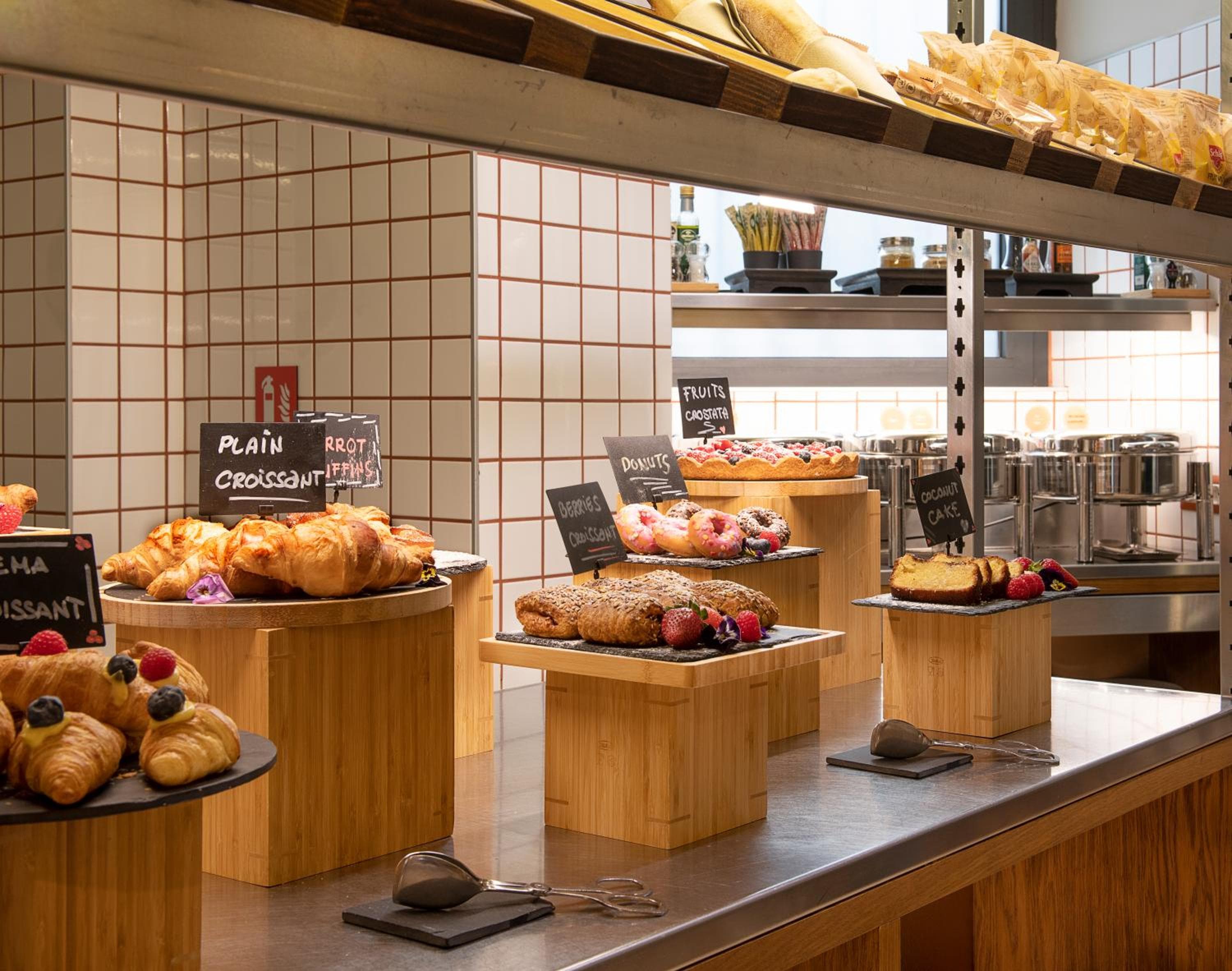 Room Mate Collection Giulia, Milan hotel, Silvio Pellico 4, Milan, Italy — photo 71