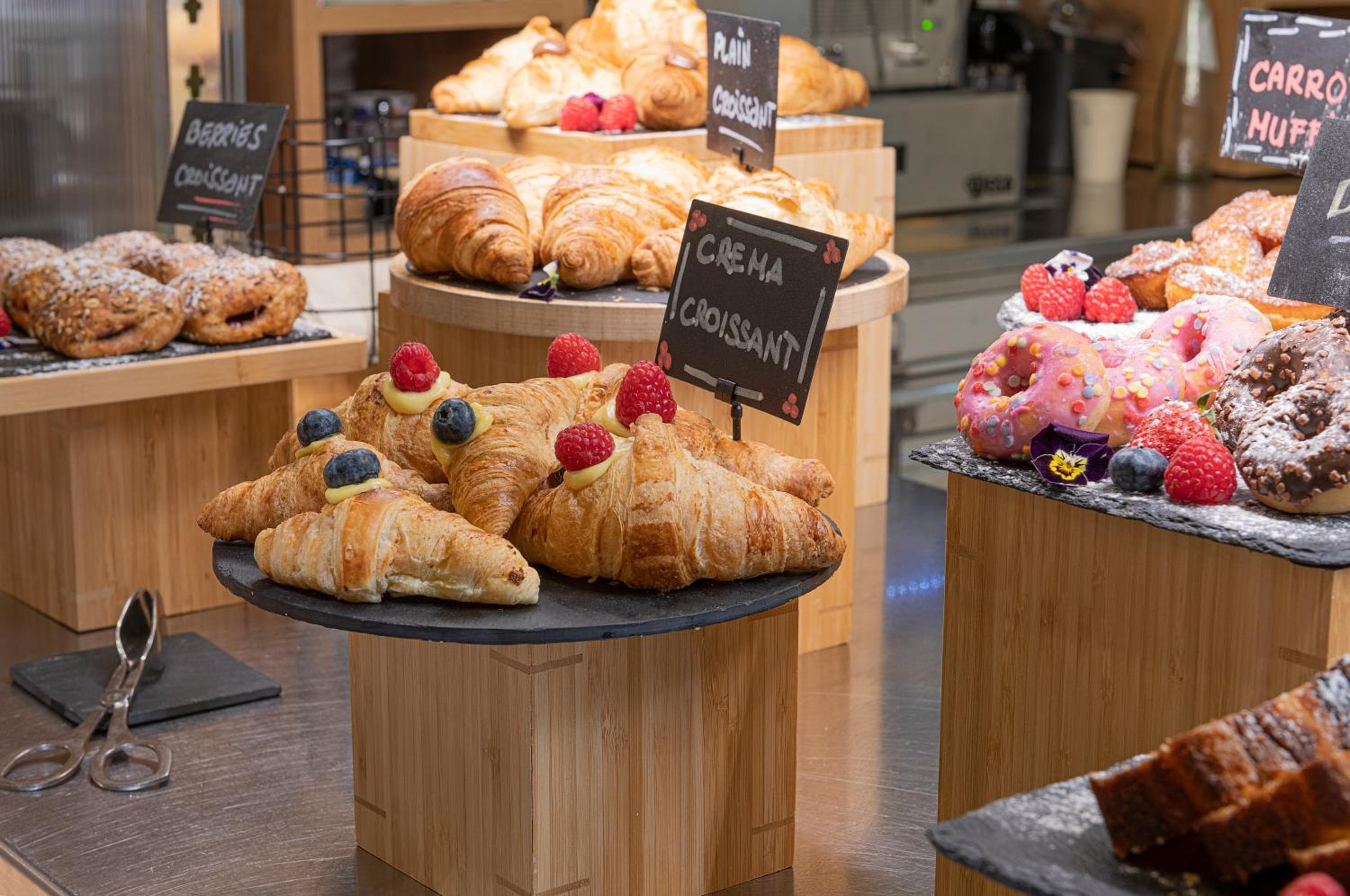 Room Mate Collection Giulia, Milan hotel, Silvio Pellico 4, Milan, Italy — photo 13