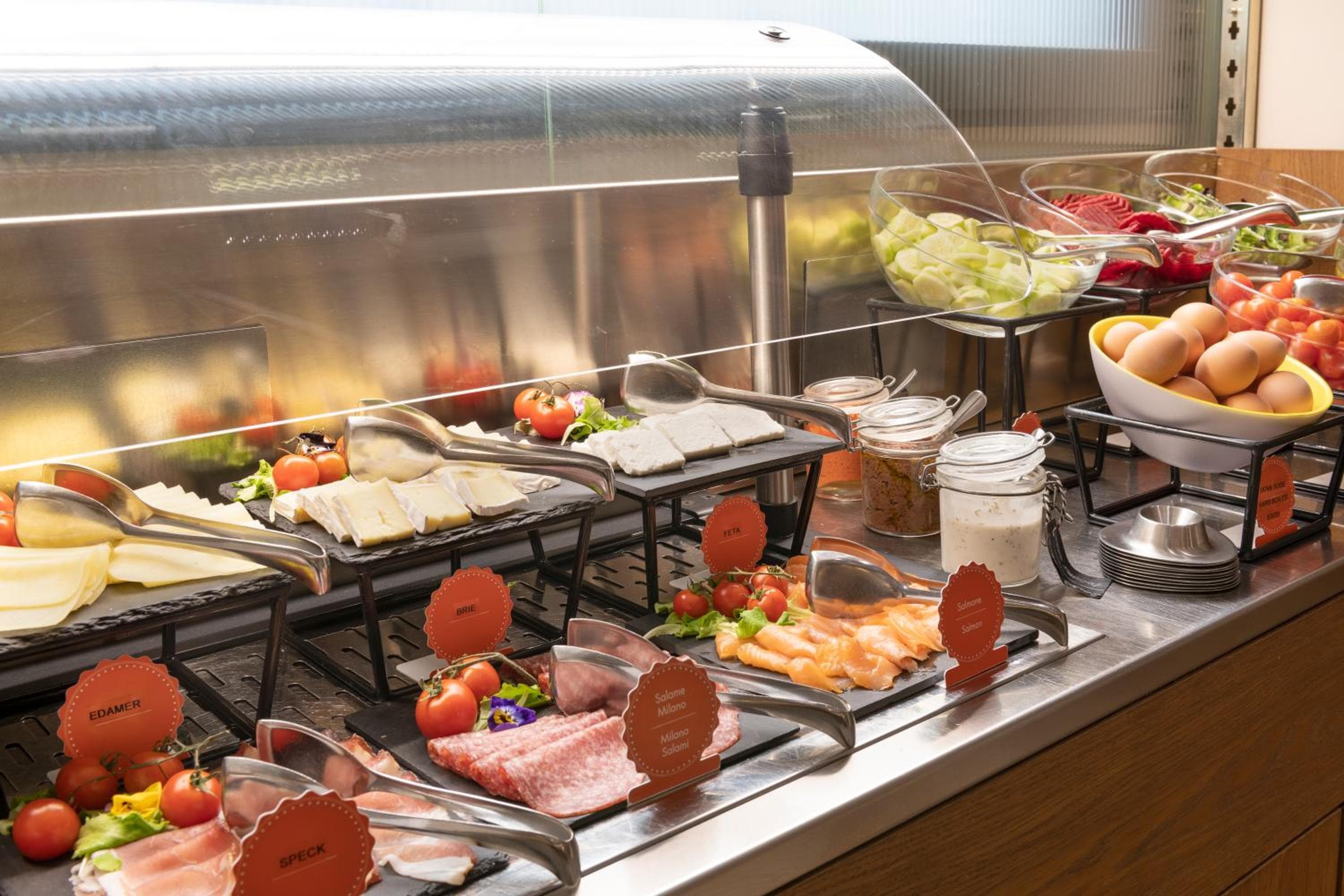 Room Mate Collection Giulia, Milan hotel, Silvio Pellico 4, Milan, Italy — photo 14