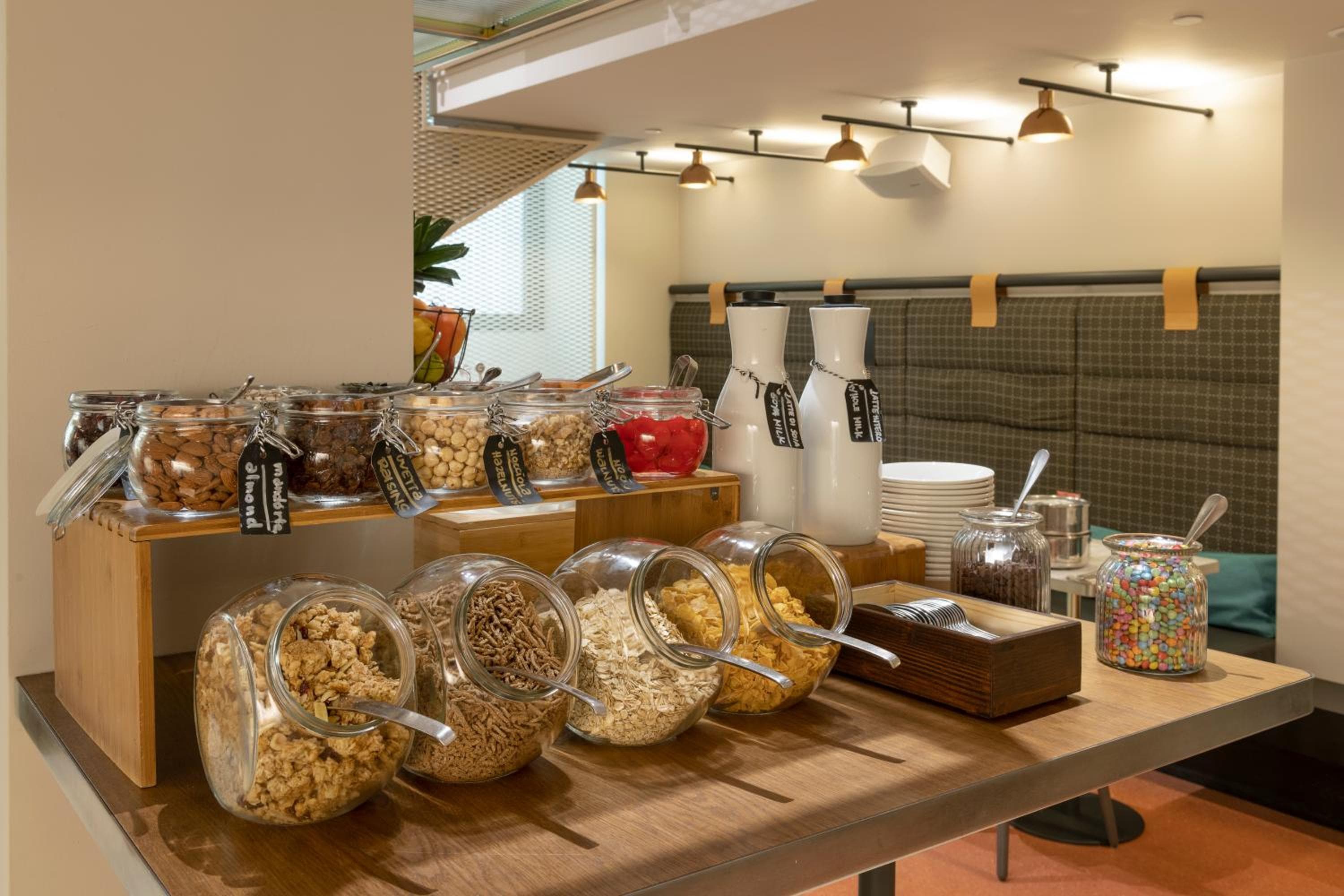 Room Mate Collection Giulia, Milan hotel, Silvio Pellico 4, Milan, Italy — photo 72