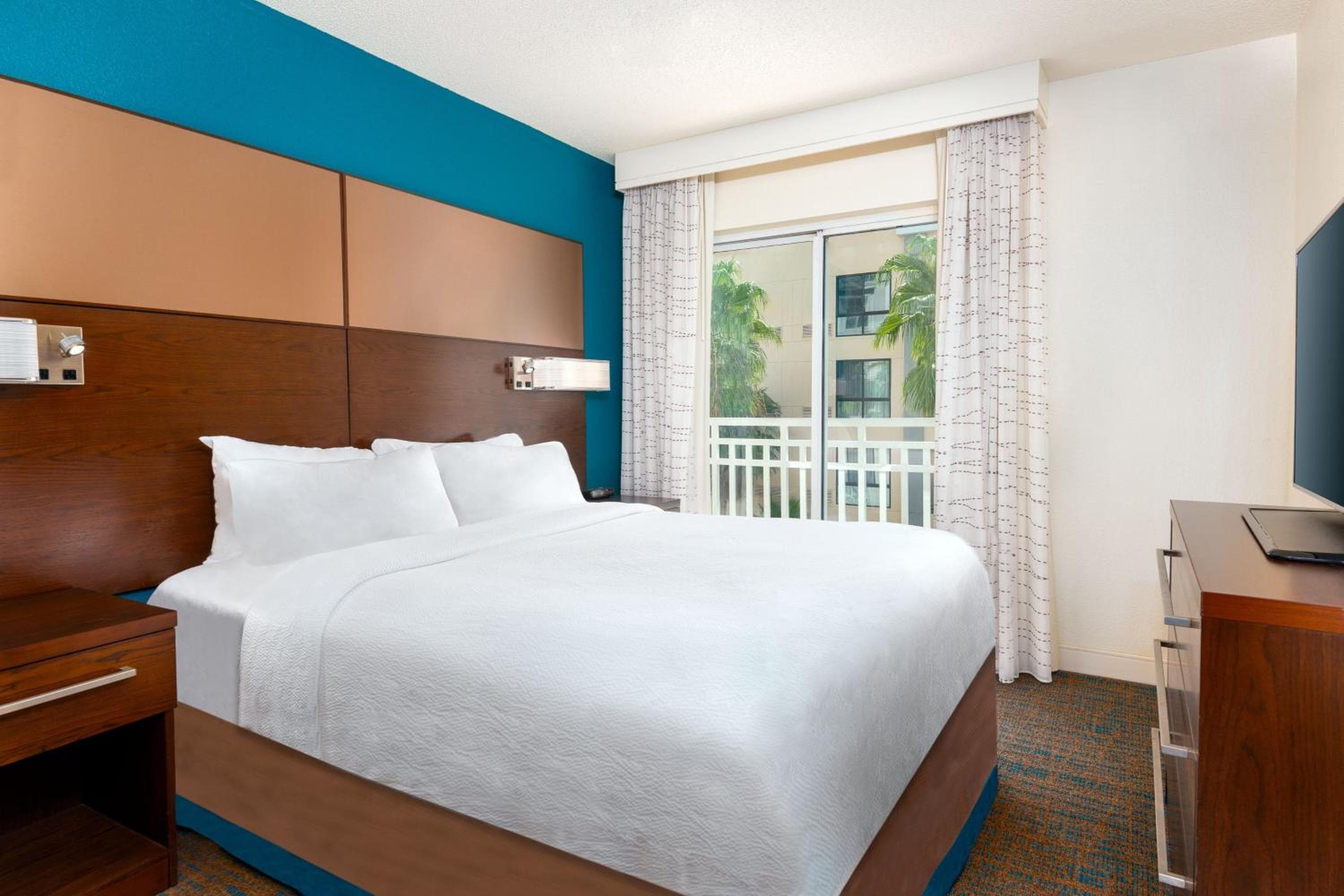 Residence Inn Tampa Downtown — 16