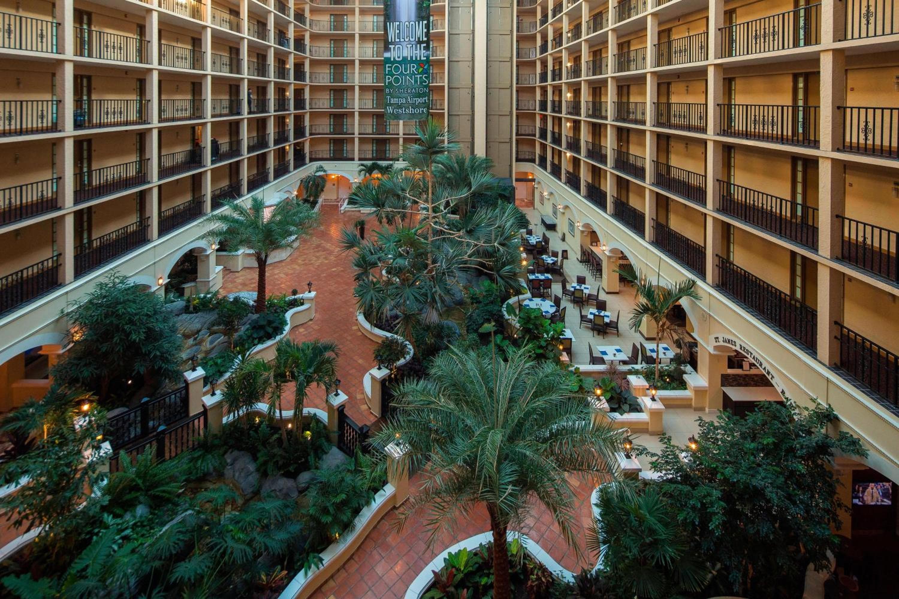 Four Points dello Sheraton Suites Tampa Airport Westshore — 5