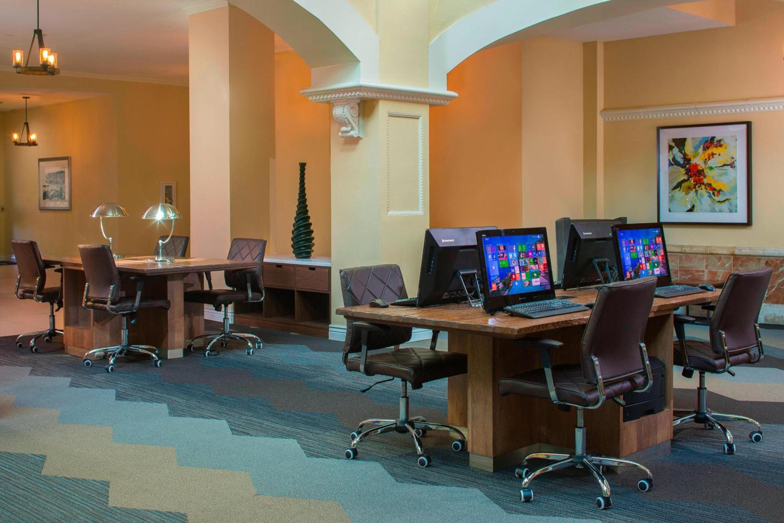 Four Points dello Sheraton Suites Tampa Airport Westshore — 19