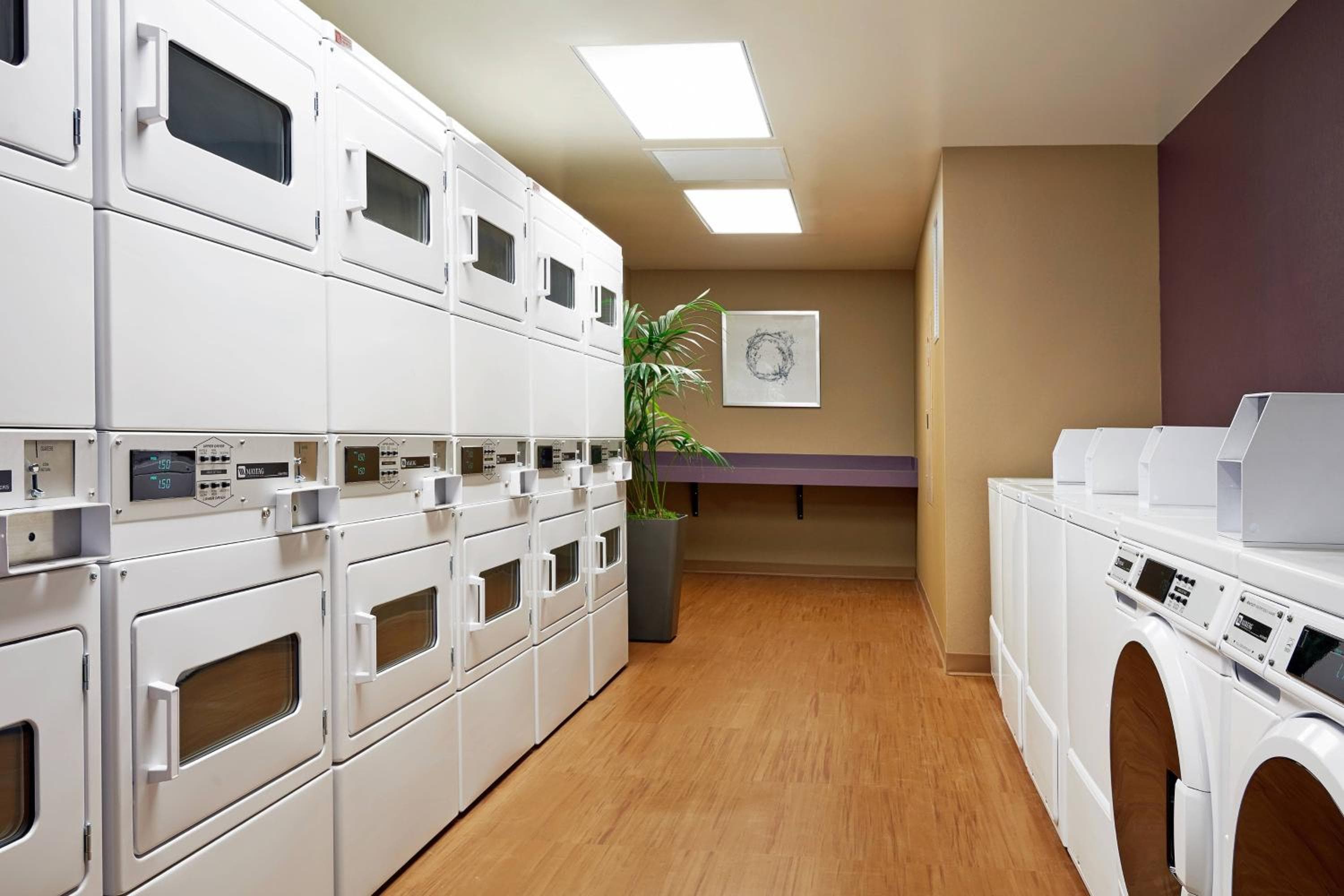 Residence Inn by Marriott Los Angeles L.A. LIVE — 29
