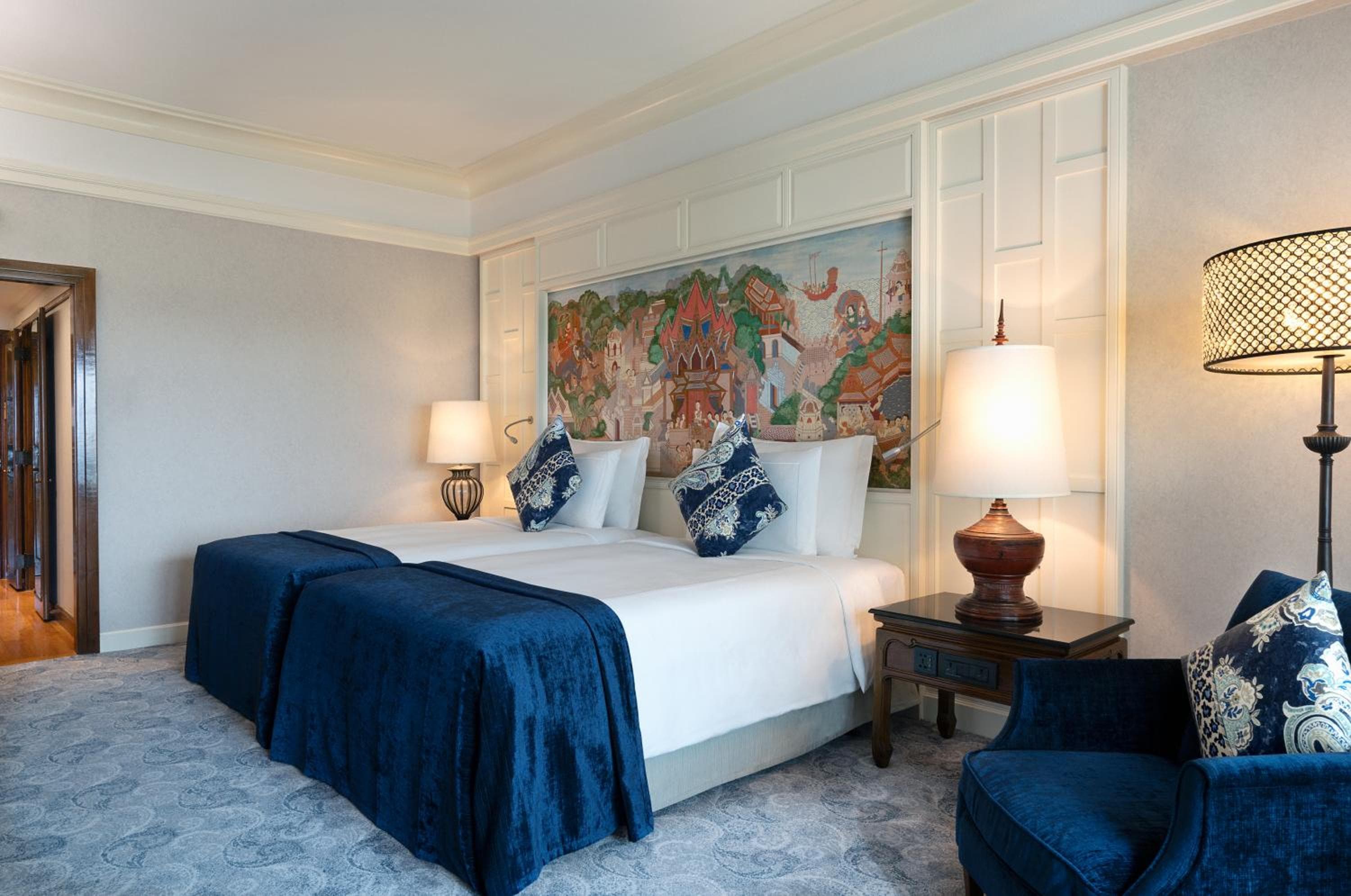 Anantara Siam Bangkok Hotel — 6