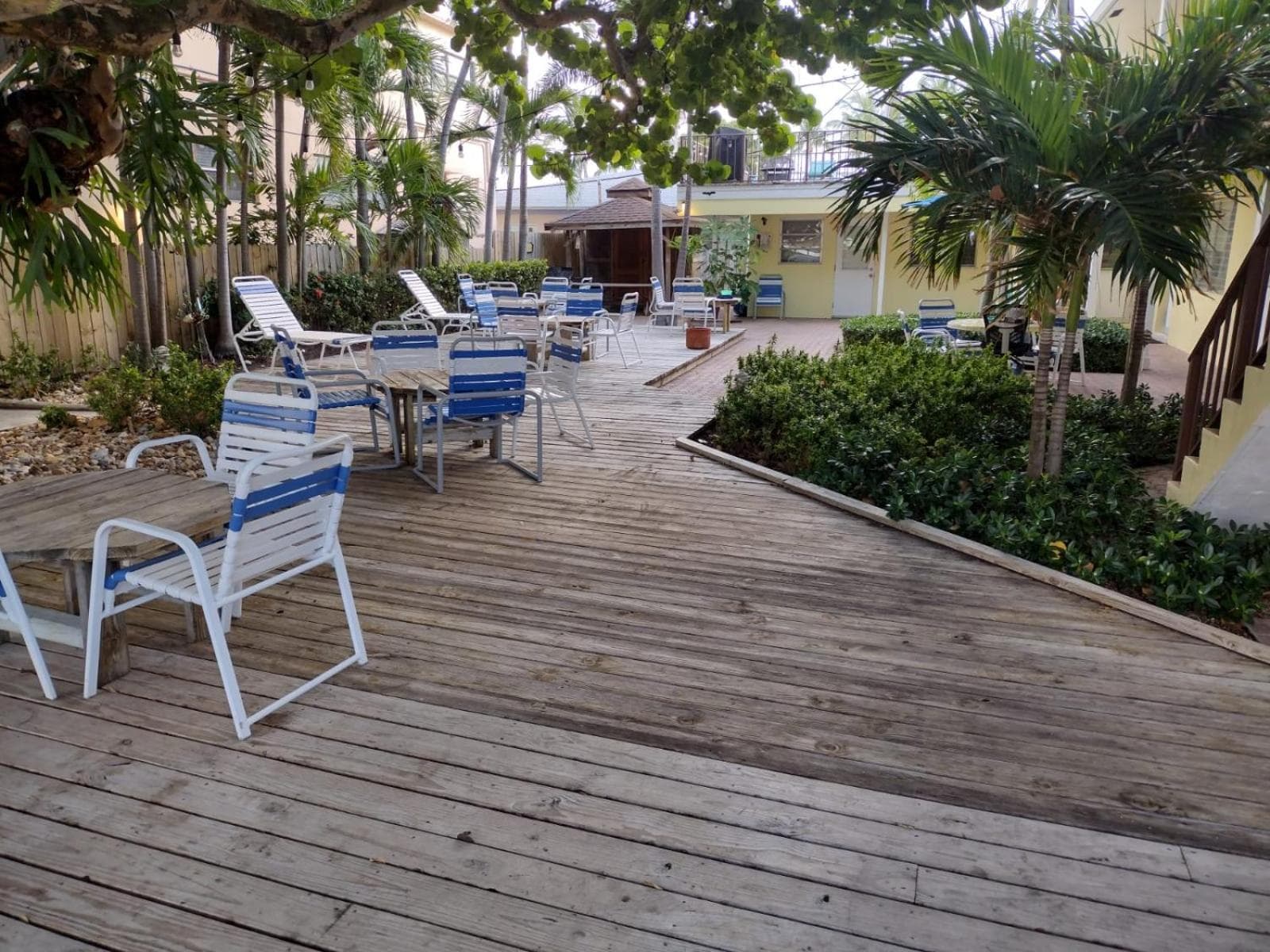 SEA ECHO APPARTMENT MOTEL — 19