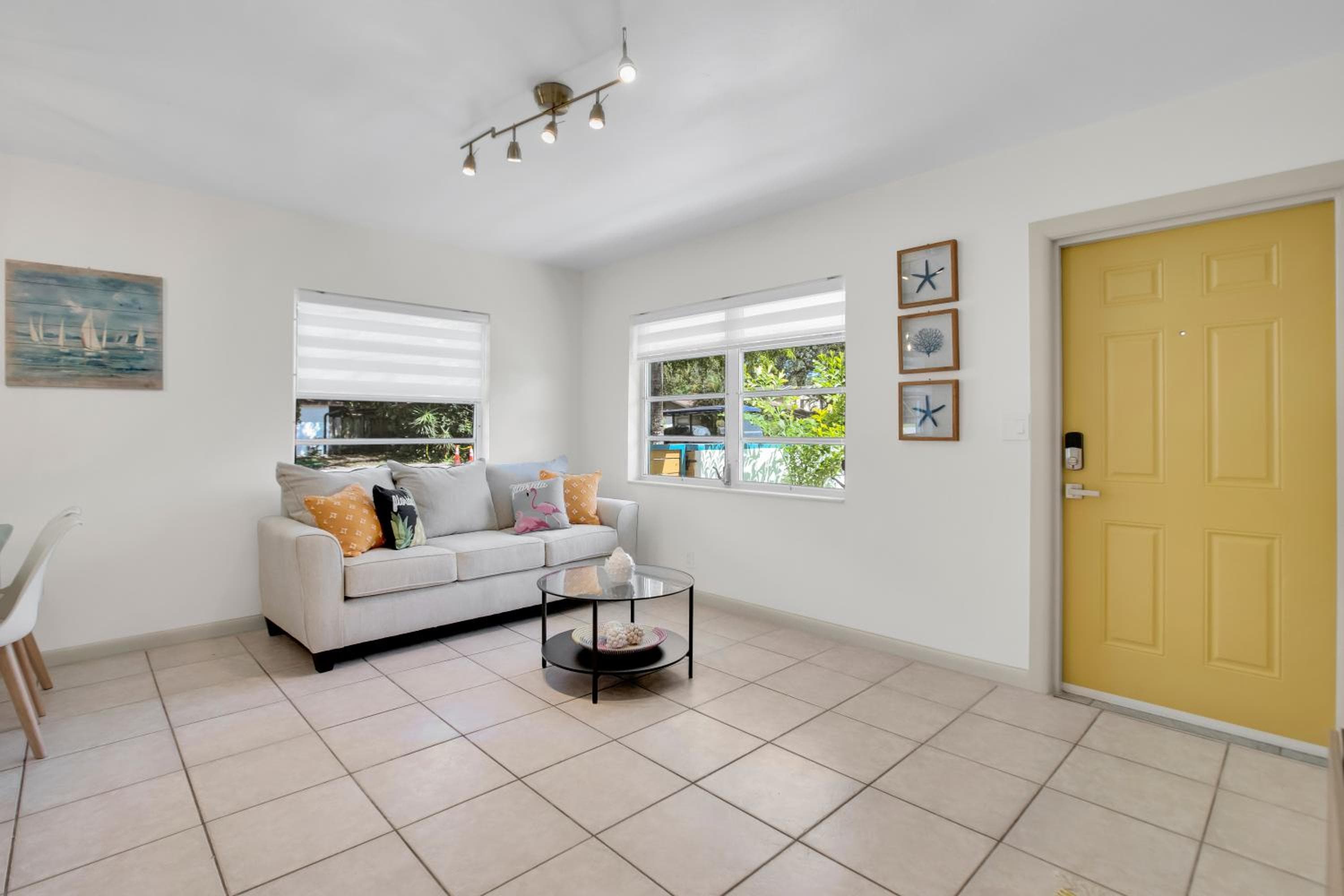 LoKal Rental destino Tropical Florida — 4