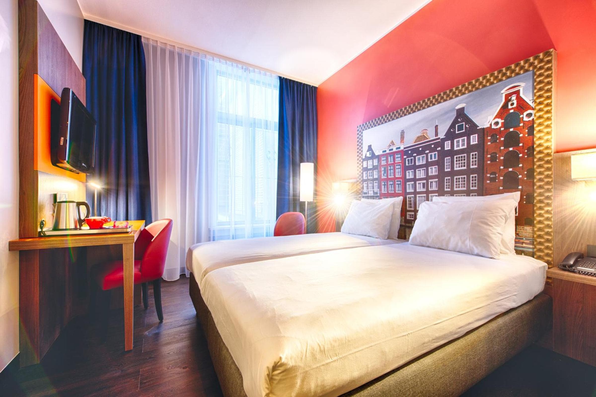 Leonardo Hotel Amsterdam Centro Città — 10