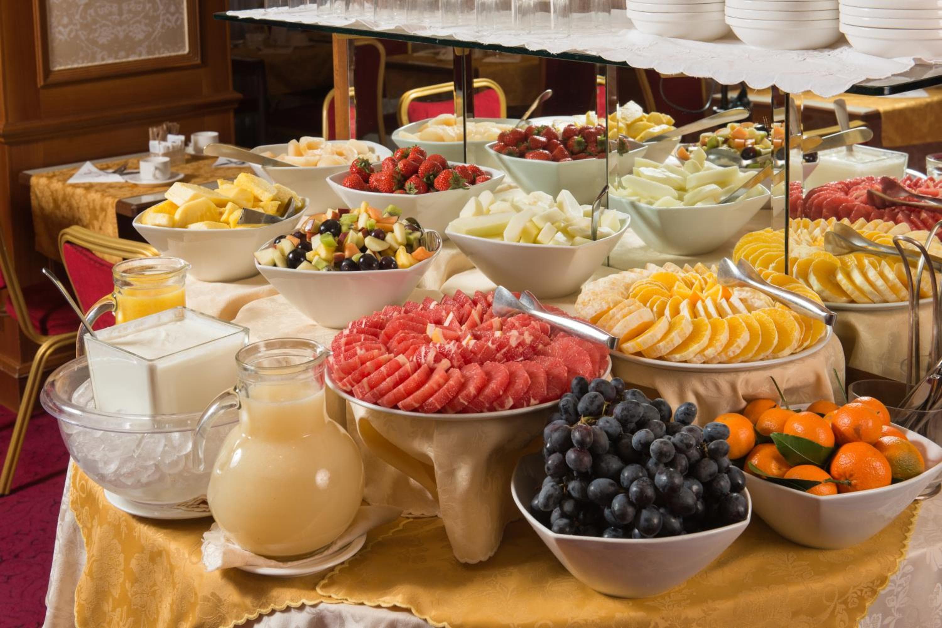 Hotel Berna hotel, Via Napo Torriani 18, Milan, Italy — photo 13