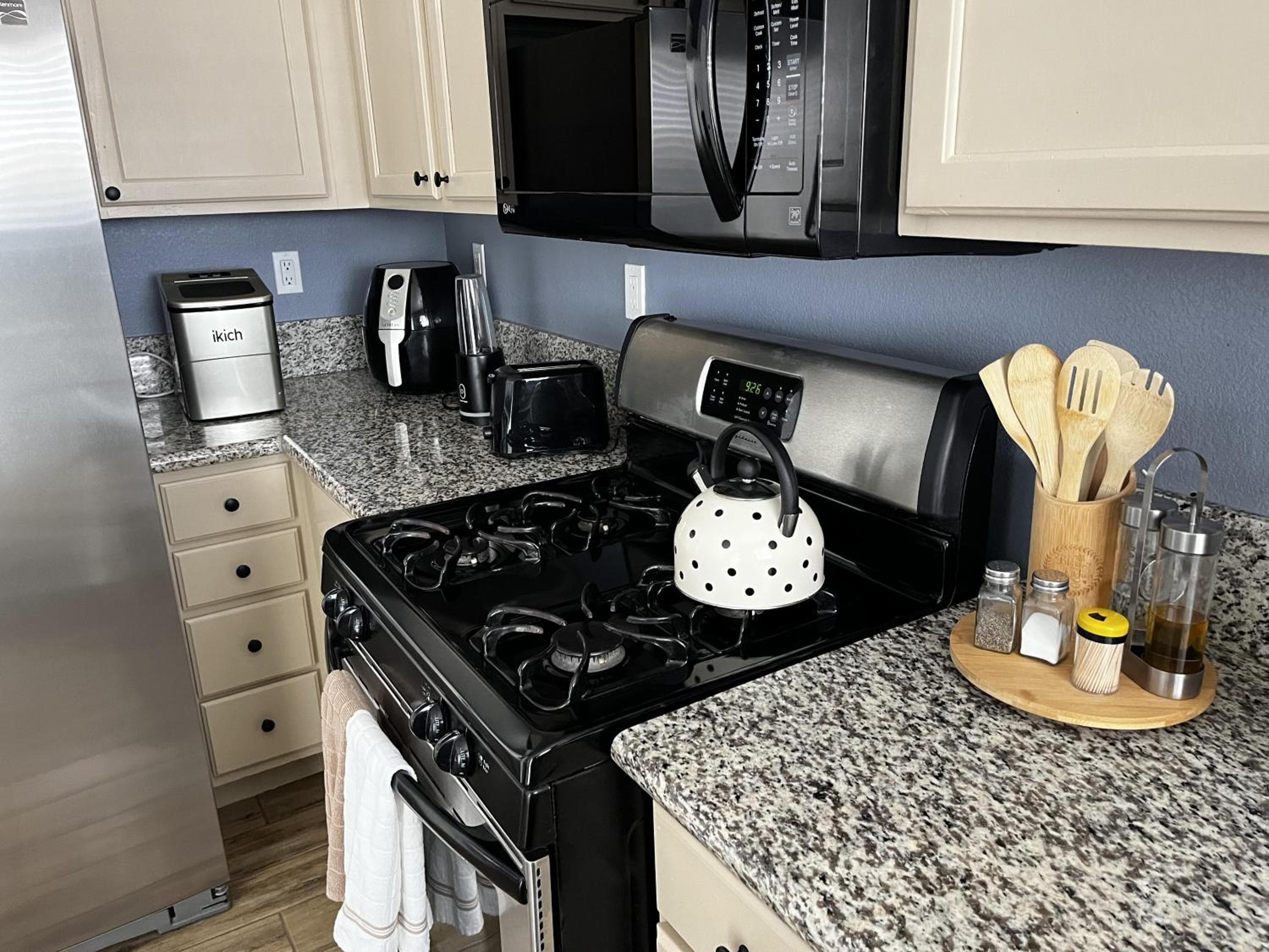 Vintage Residence whit 3 Bedroom and Billard Table — 9