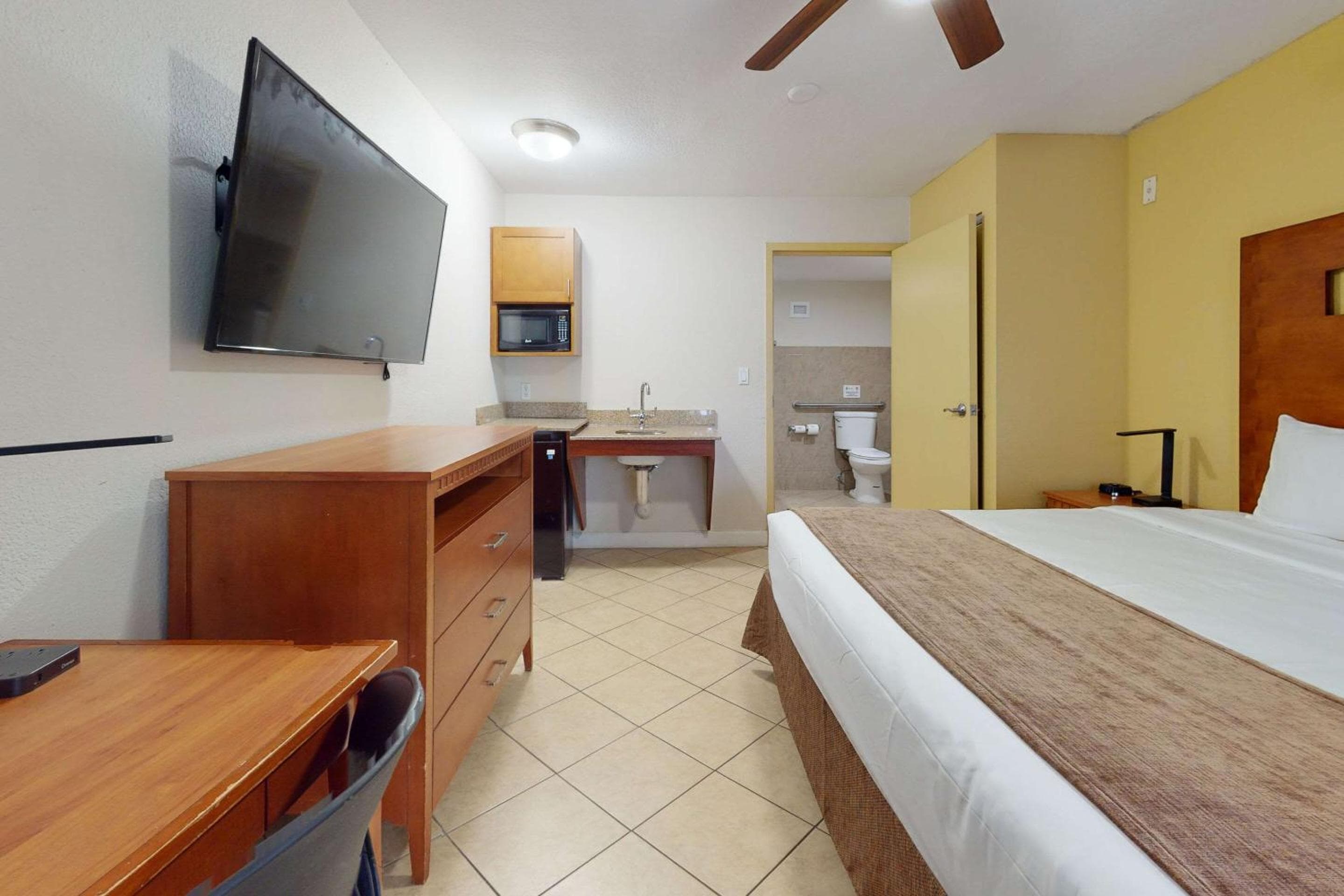 Rodeway Inn & Suites Aeroporto di Fort Lauderdale e porto delle navi da crociera — 20