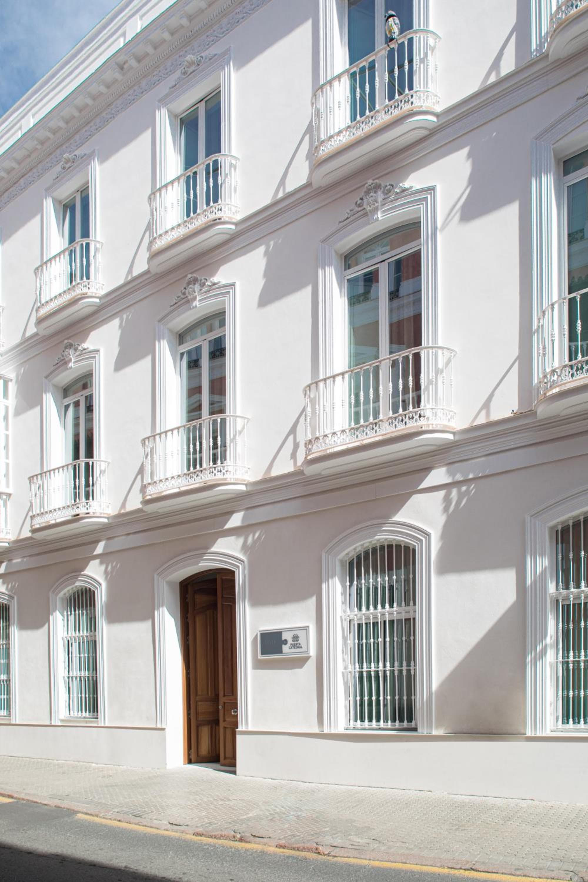 Mylu Suites by Puerta Catedral — 4