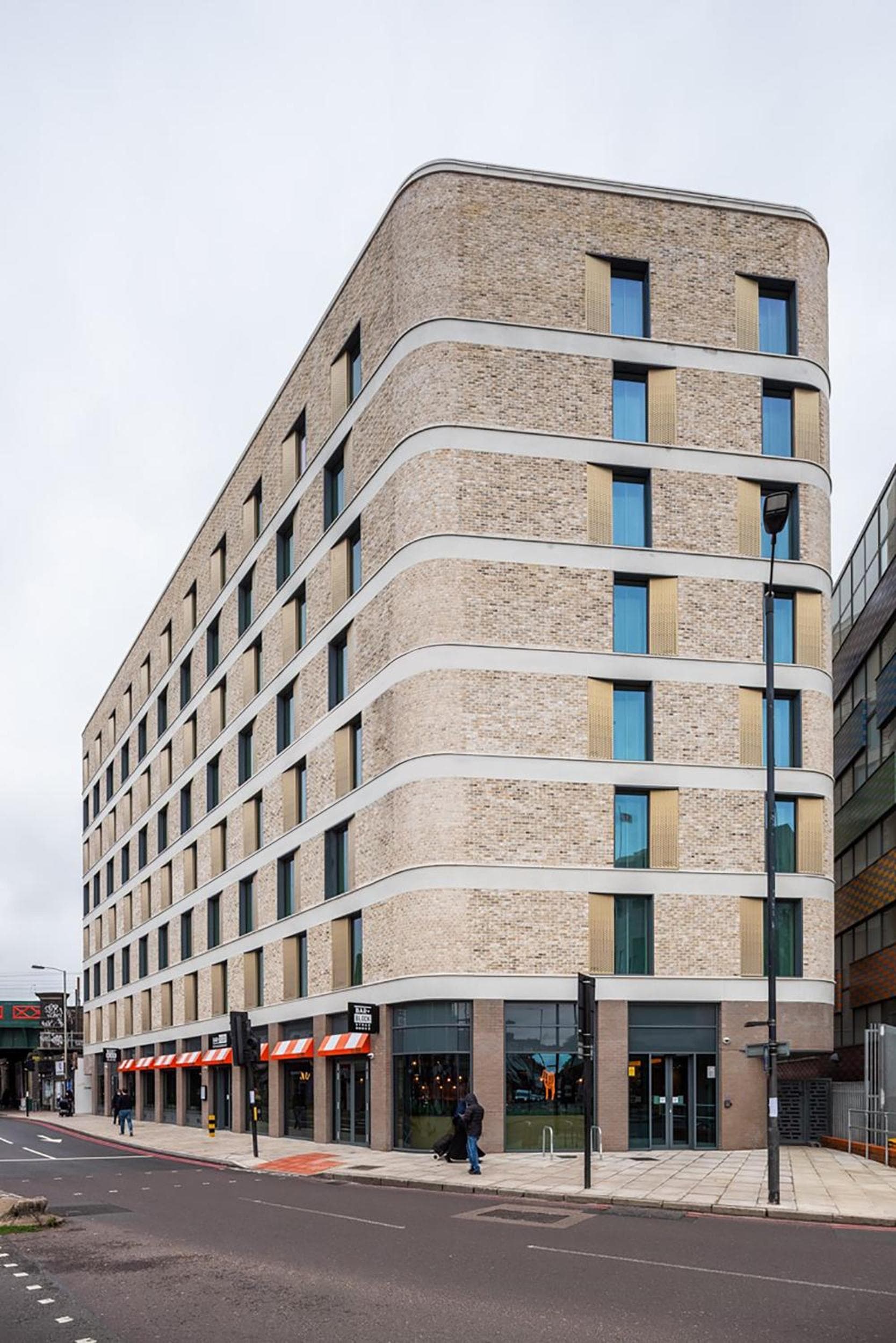 Maldron Hotel Finsbury Park, London — 1