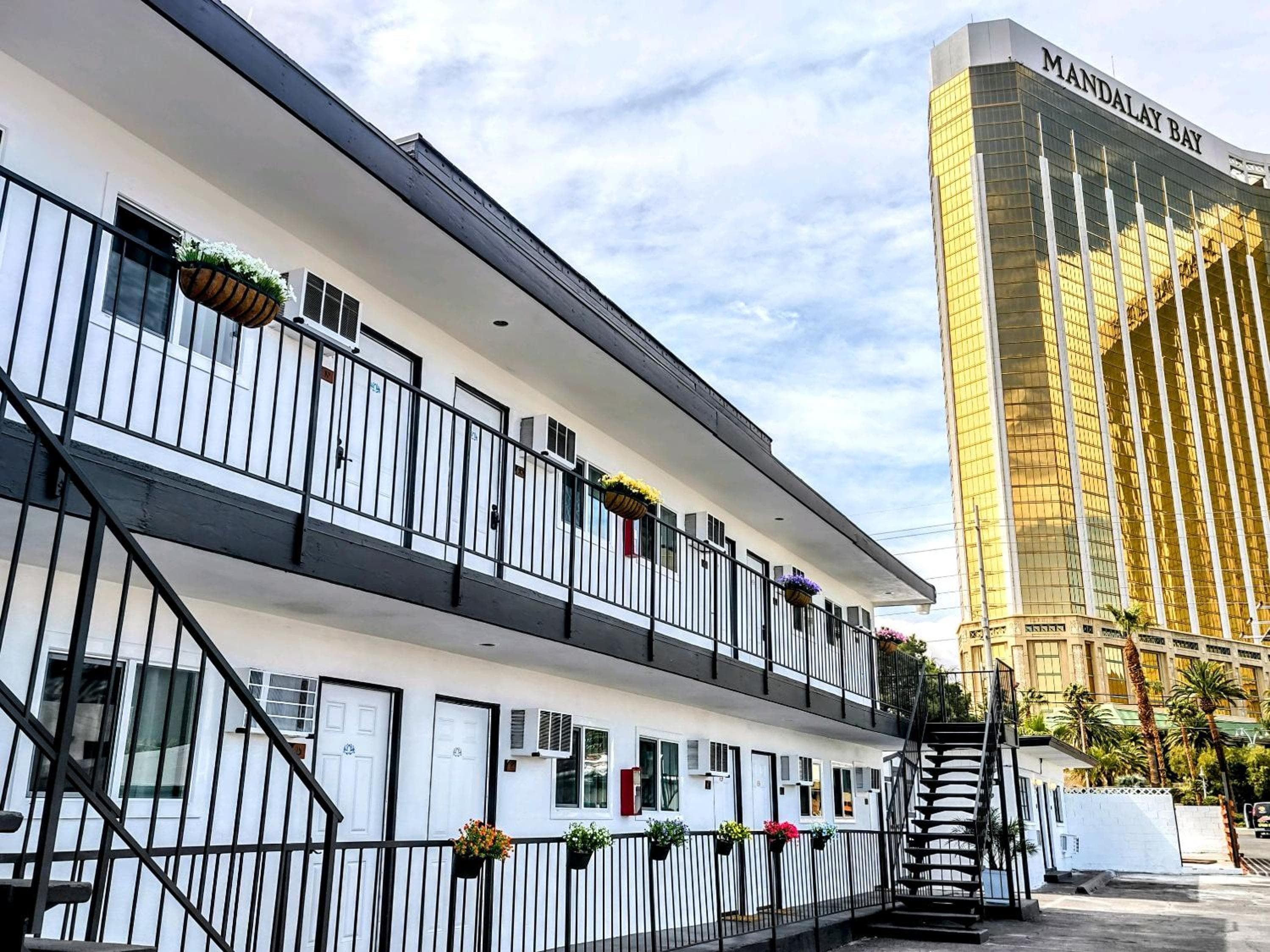 Nirvana Hotel — 10