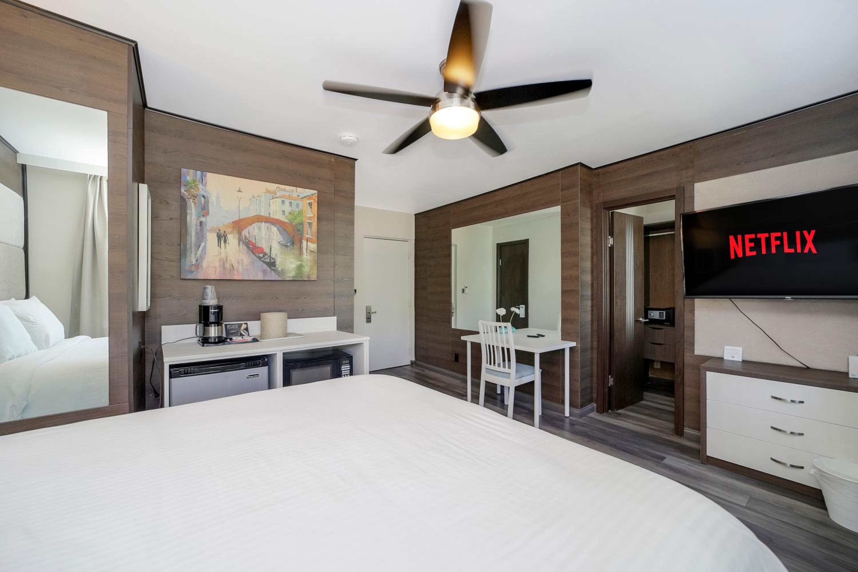 Deco Boutique Hotel — 23