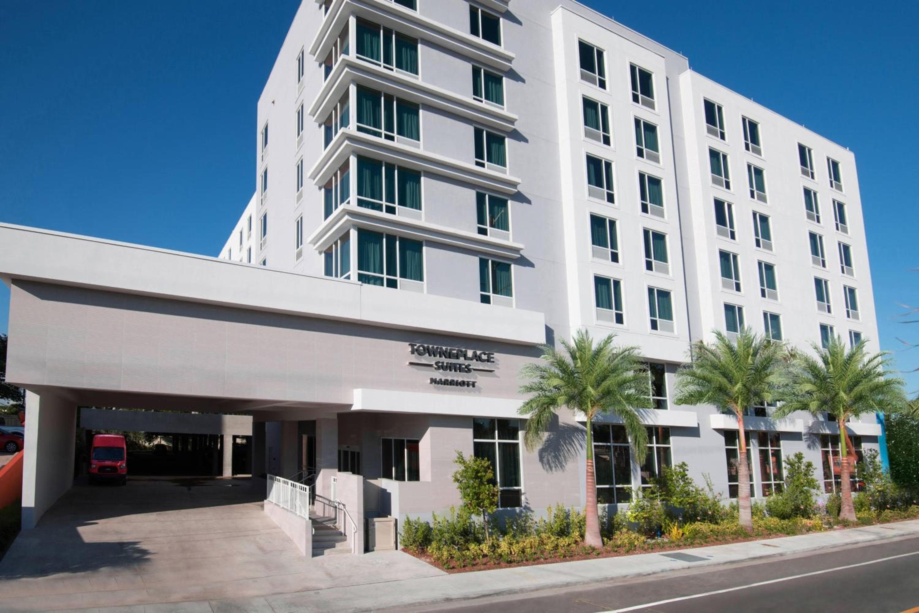 TownePlace Suites by Marriott Miami Aeropuerto — 1