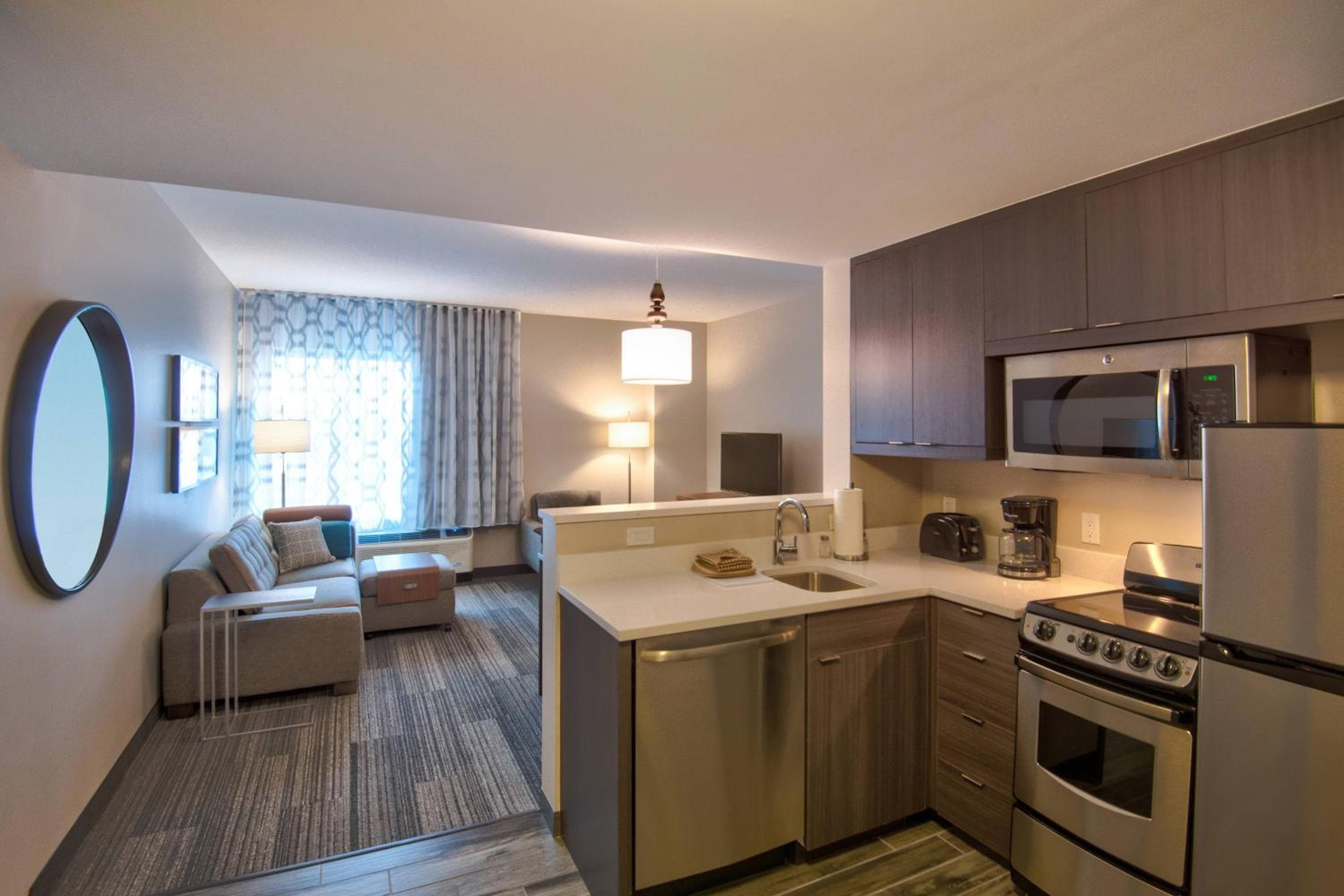 TownePlace Suites by Marriott Miami Airport — 5