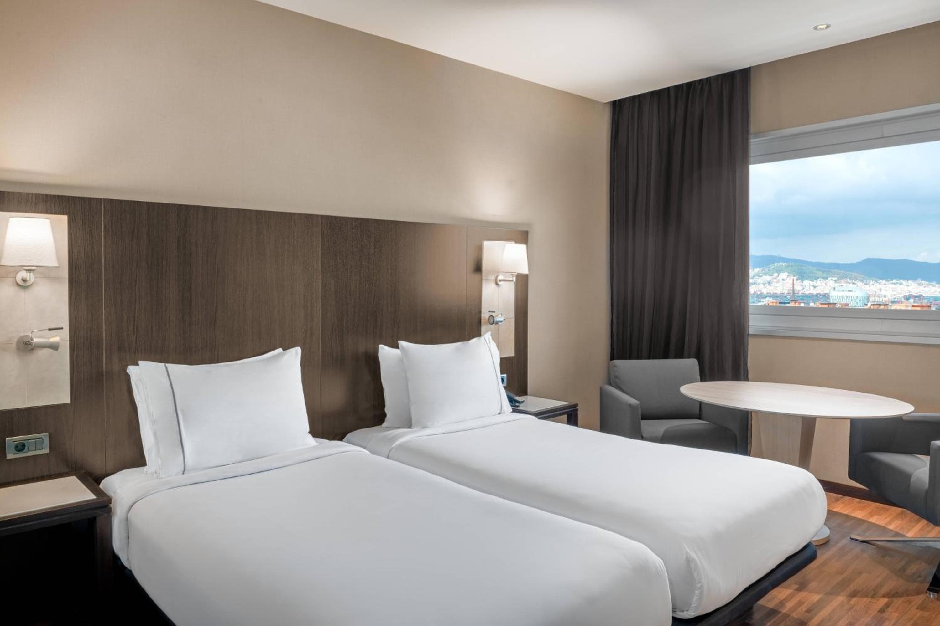 AC Hotel Barcelona Forum by Marriott — 6