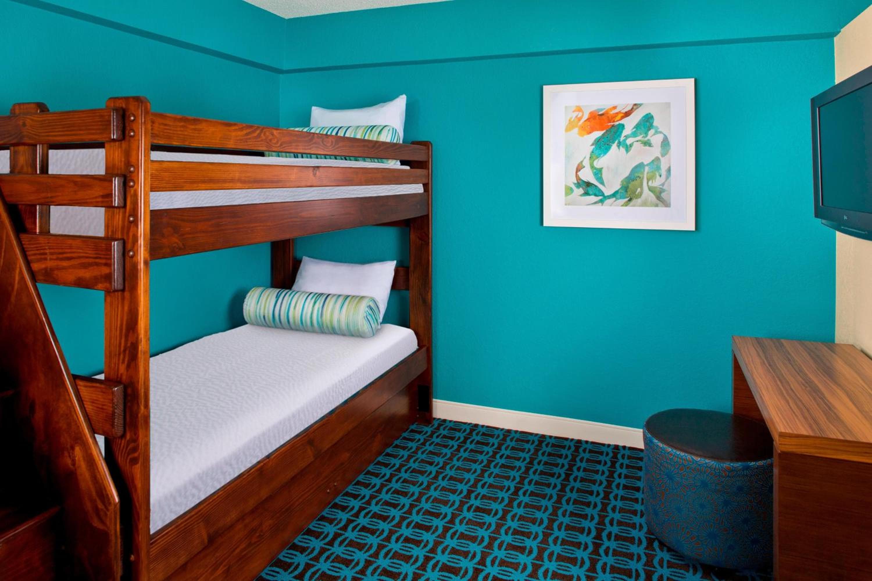 Fairfield Inn & Suites by Marriott Orlando Lake Buena Vista im Marriott Village — 16